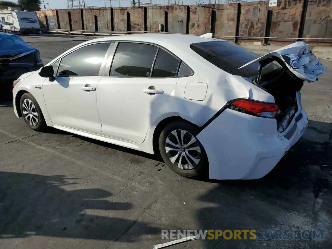2 Фотография поврежденного автомобиля JTDEBRBE9LJ001496 TOYOTA COROLLA 2020