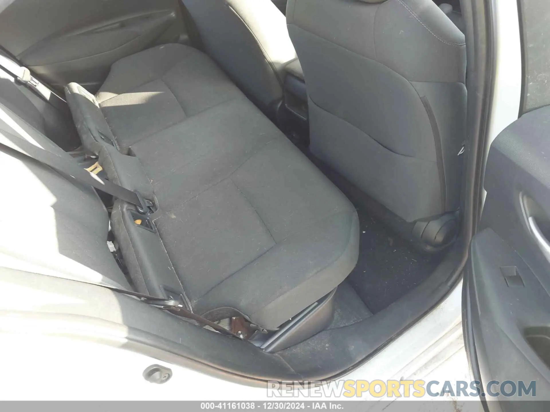 8 Photograph of a damaged car JTDEBRBE9LJ005841 TOYOTA COROLLA 2020