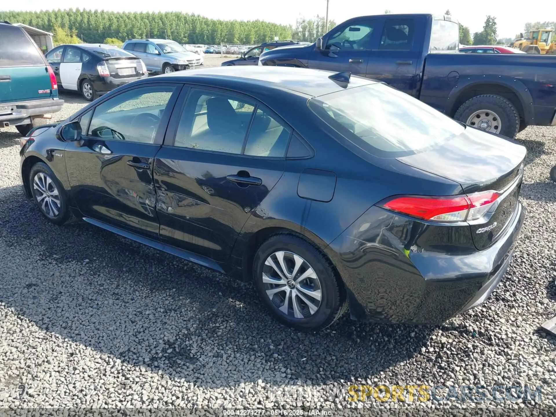 3 Photograph of a damaged car JTDEBRBE9LJ028245 TOYOTA COROLLA 2020