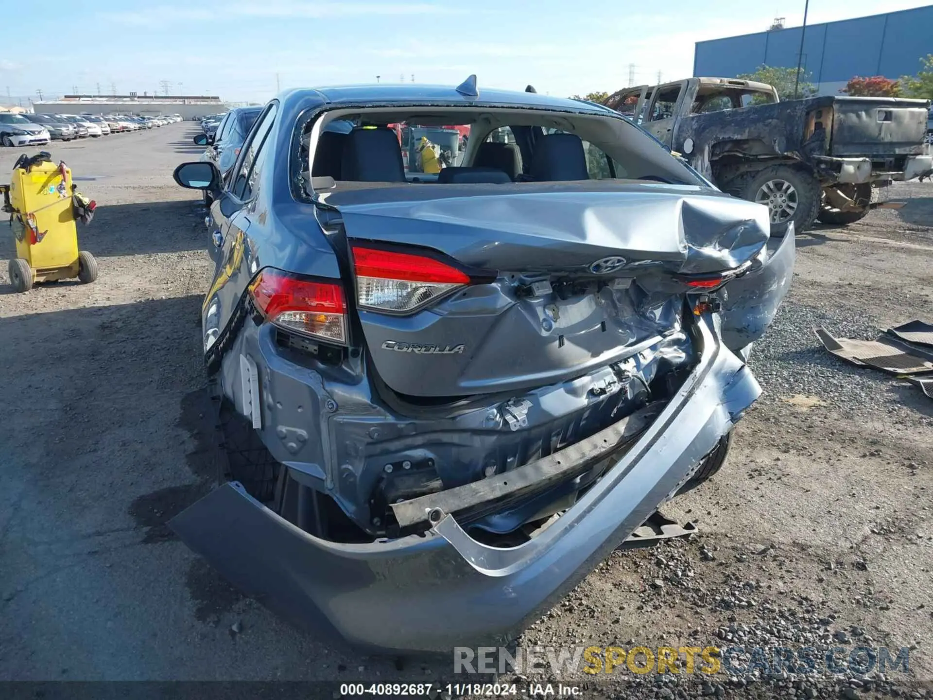 17 Photograph of a damaged car JTDEBRBEXLJ022938 TOYOTA COROLLA 2020