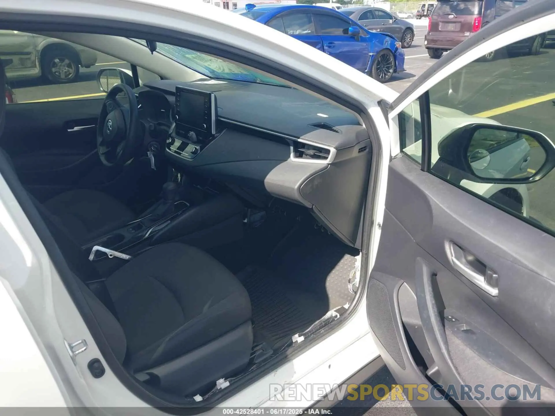 5 Фотография поврежденного автомобиля JTDEPRAE0LJ006525 TOYOTA COROLLA 2020