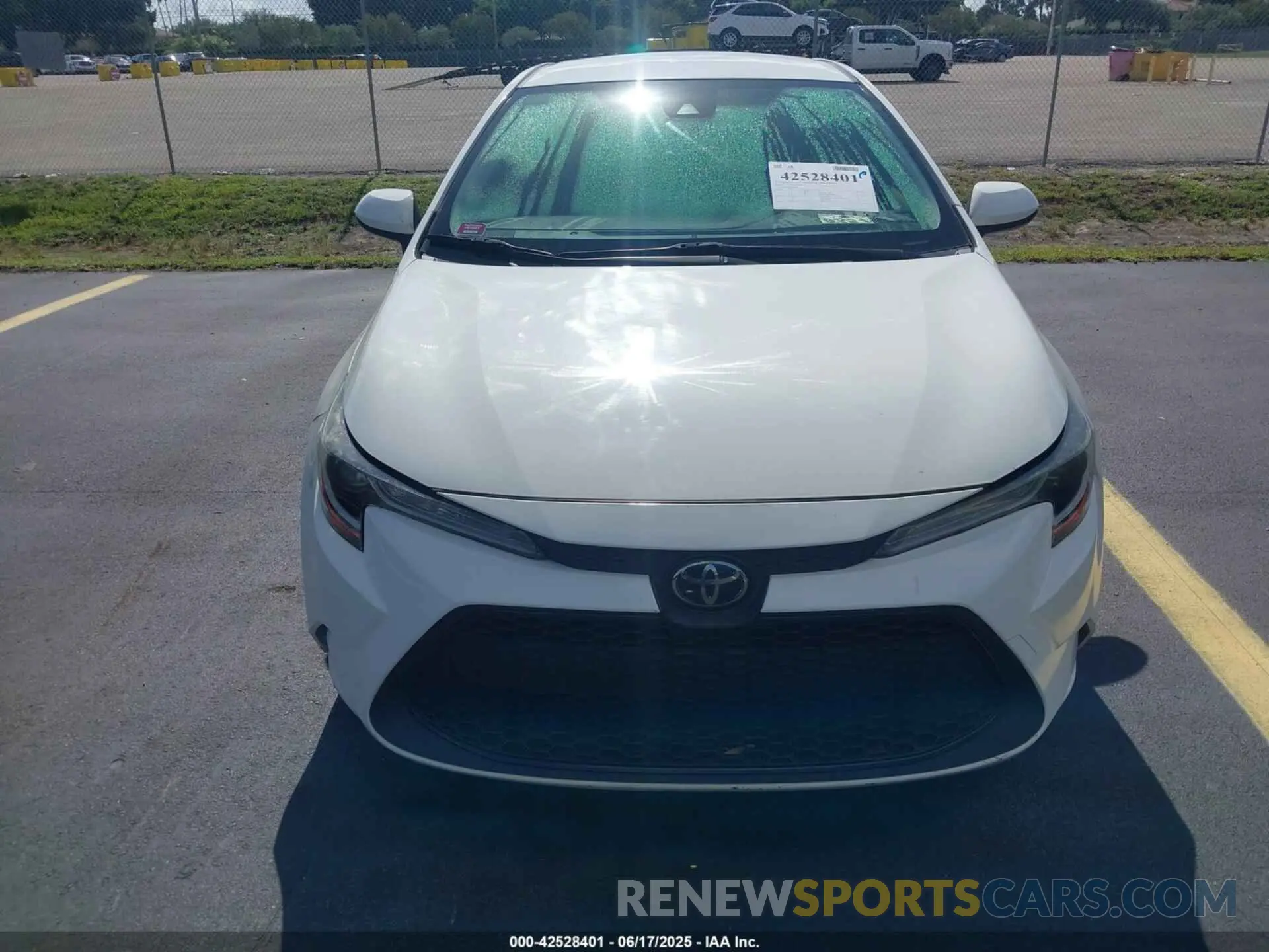 6 Фотография поврежденного автомобиля JTDEPRAE0LJ006525 TOYOTA COROLLA 2020