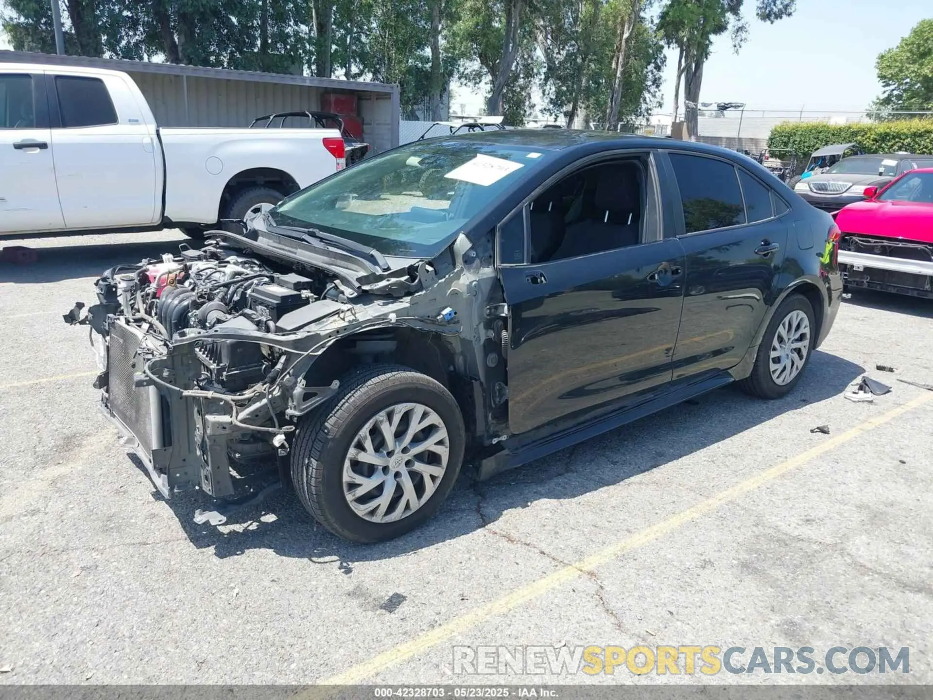 2 Фотография поврежденного автомобиля JTDEPRAE0LJ045664 TOYOTA COROLLA 2020