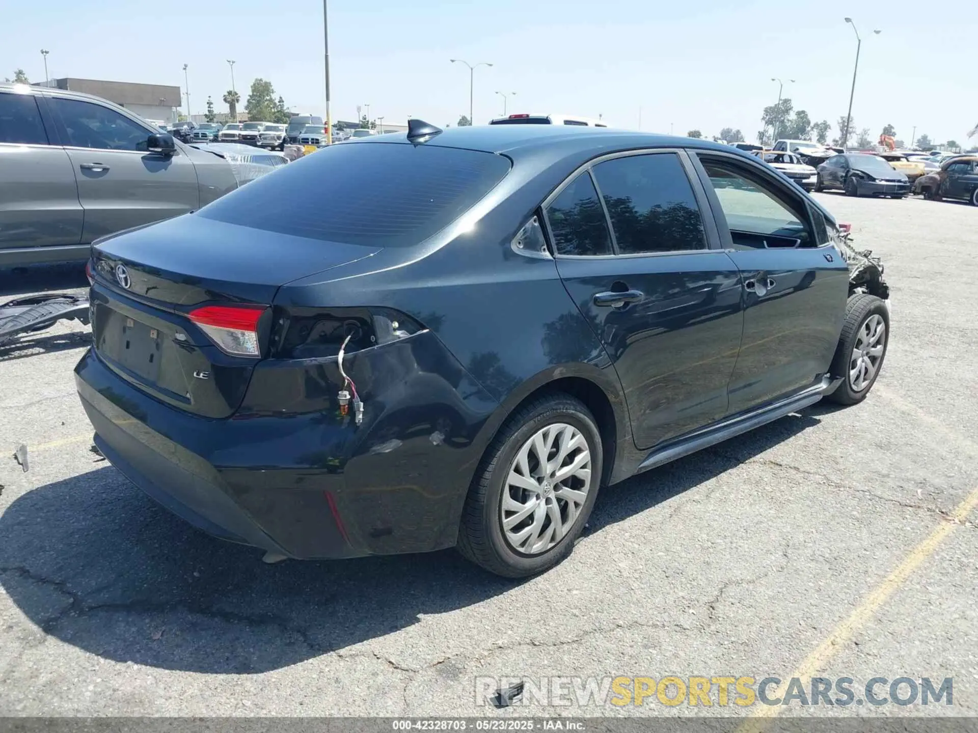 4 Фотография поврежденного автомобиля JTDEPRAE0LJ045664 TOYOTA COROLLA 2020
