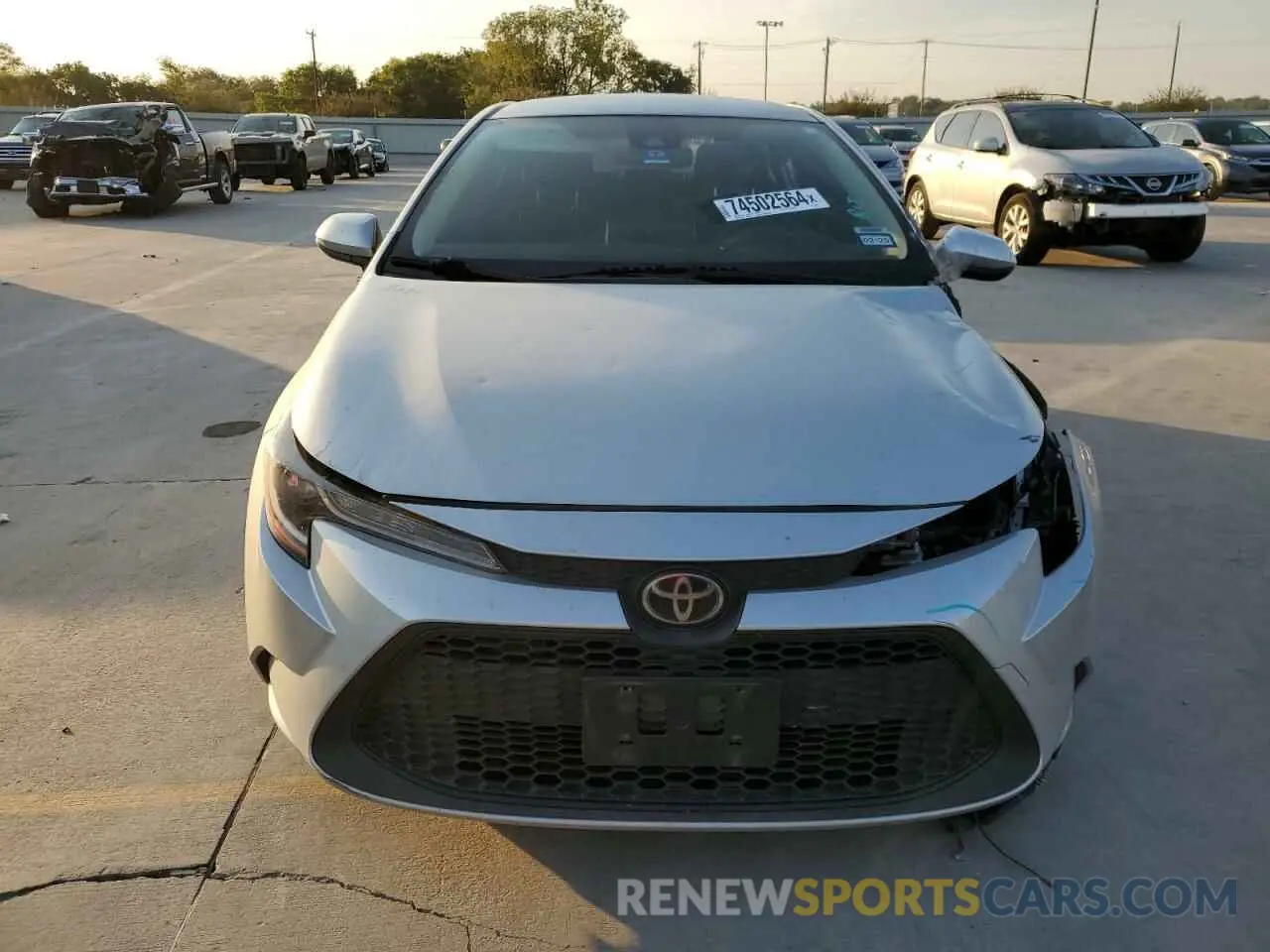 5 Photograph of a damaged car JTDEPRAE0LJ055840 TOYOTA COROLLA 2020