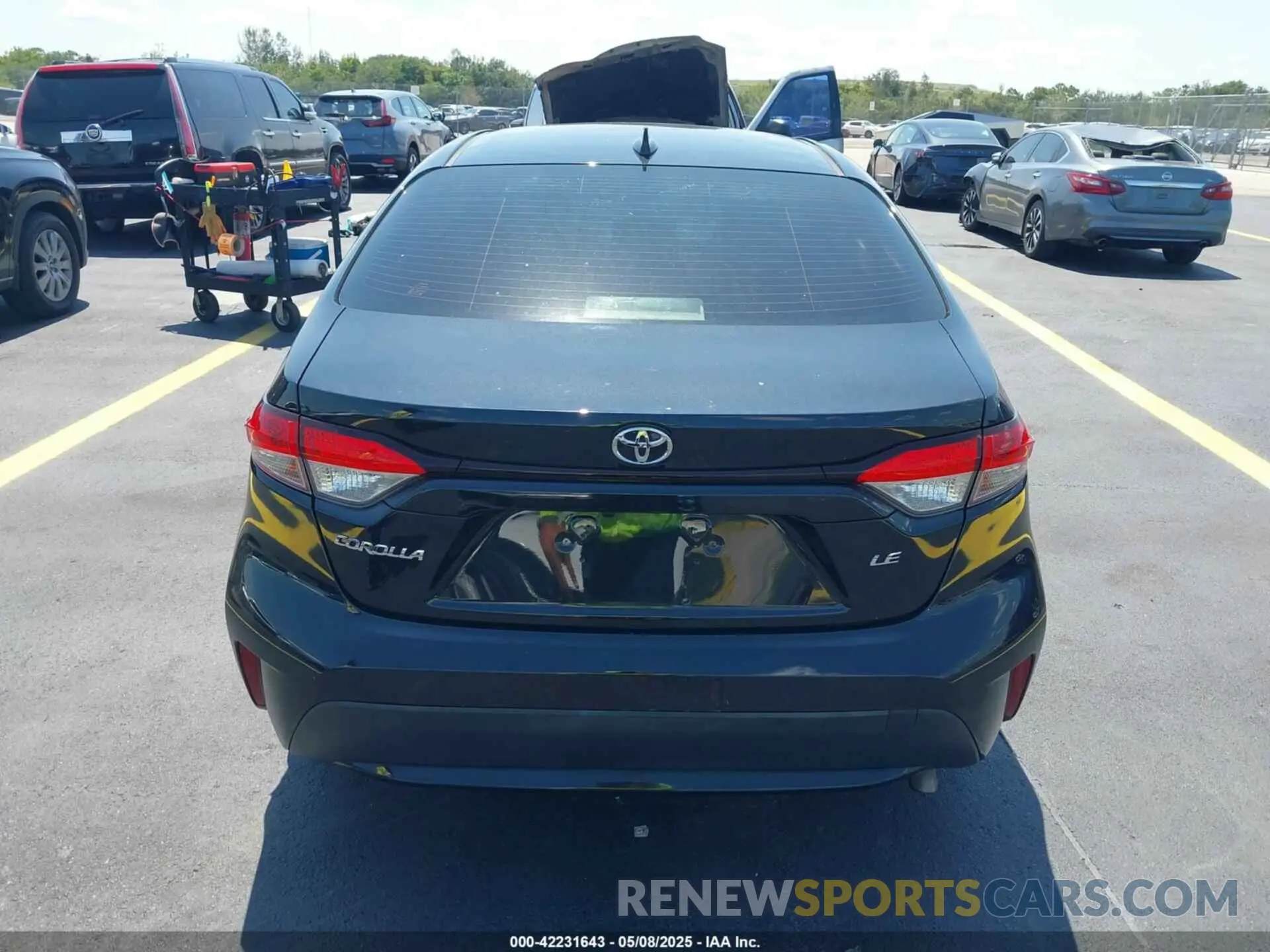 16 Photograph of a damaged car JTDEPRAE0LJ065428 TOYOTA COROLLA 2020