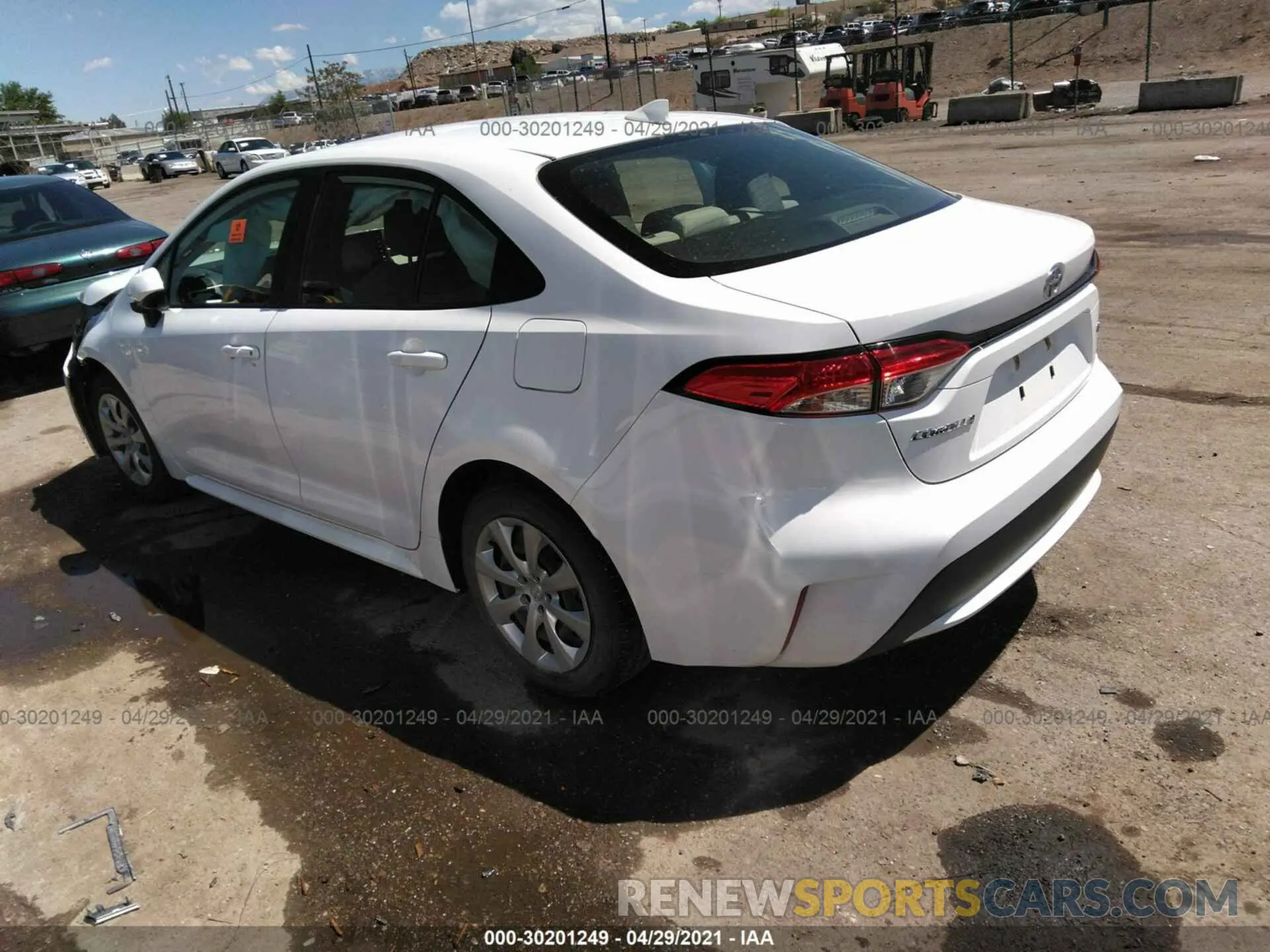 3 Photograph of a damaged car JTDEPRAE0LJ086926 TOYOTA COROLLA 2020