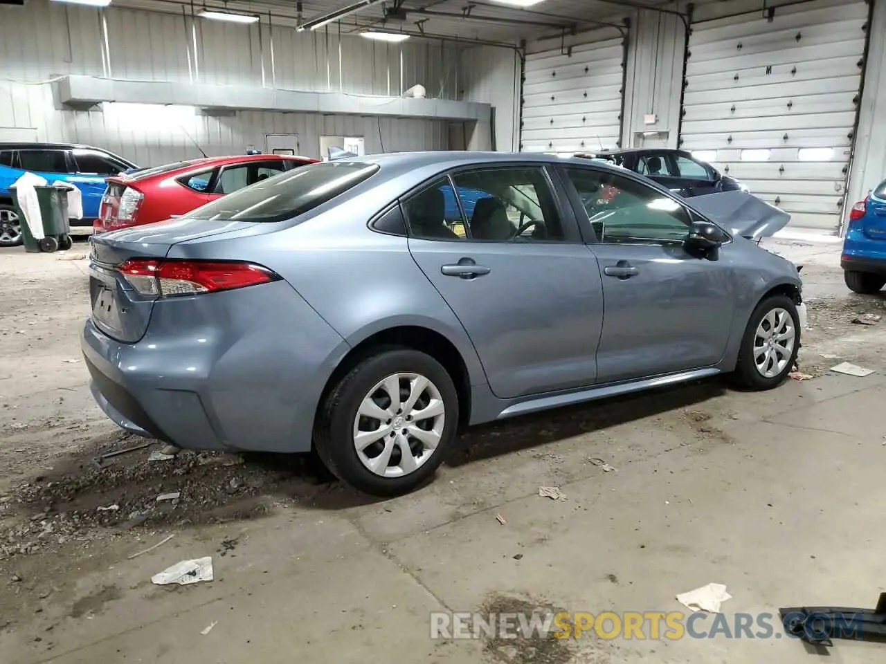 3 Фотография поврежденного автомобиля JTDEPRAE0LJ087252 TOYOTA COROLLA 2020