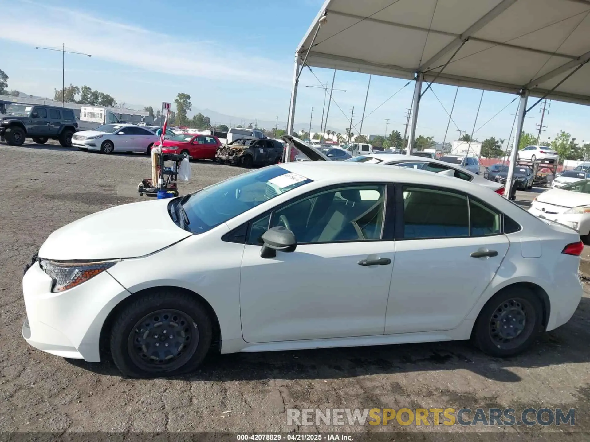 14 Фотография поврежденного автомобиля JTDEPRAE0LJ091639 TOYOTA COROLLA 2020