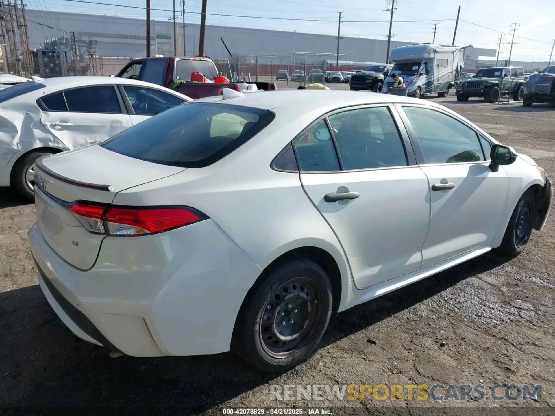 4 Фотография поврежденного автомобиля JTDEPRAE0LJ091639 TOYOTA COROLLA 2020