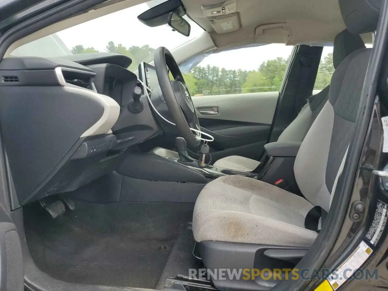 7 Photograph of a damaged car JTDEPRAE0LJ095450 TOYOTA COROLLA 2020