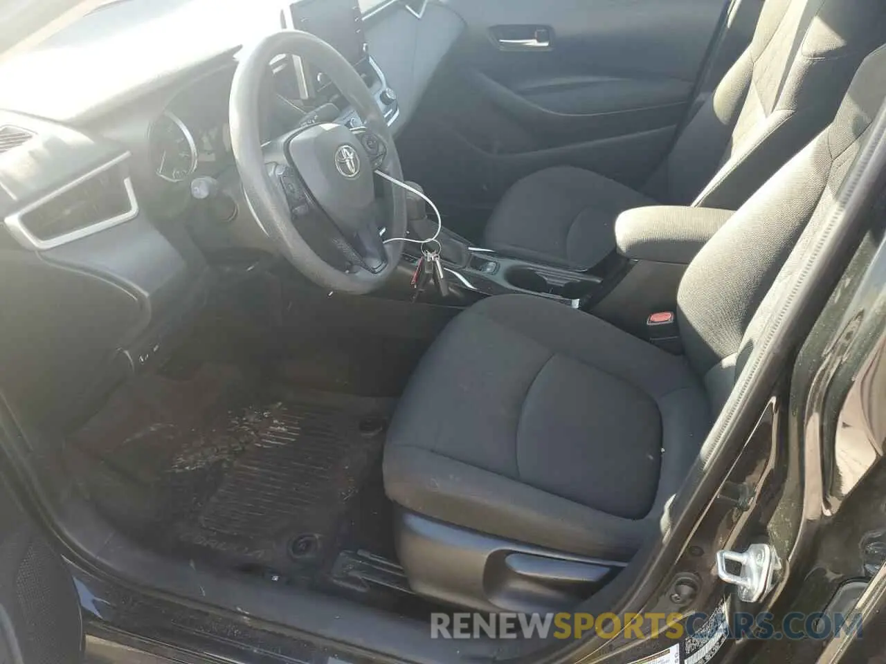 7 Photograph of a damaged car JTDEPRAE0LJ104938 TOYOTA COROLLA 2020