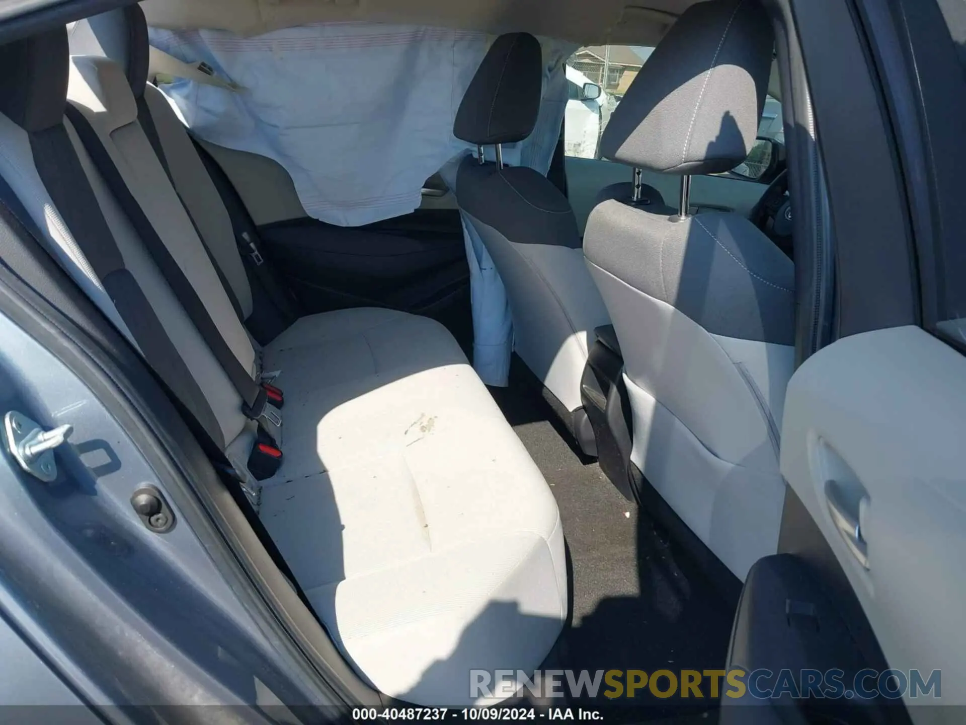 8 Photograph of a damaged car JTDEPRAE0LJ107032 TOYOTA COROLLA 2020