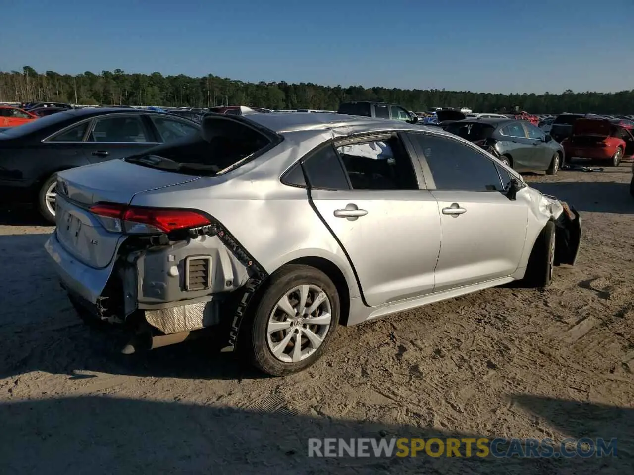 3 Фотография поврежденного автомобиля JTDEPRAE0LJ116734 TOYOTA COROLLA 2020