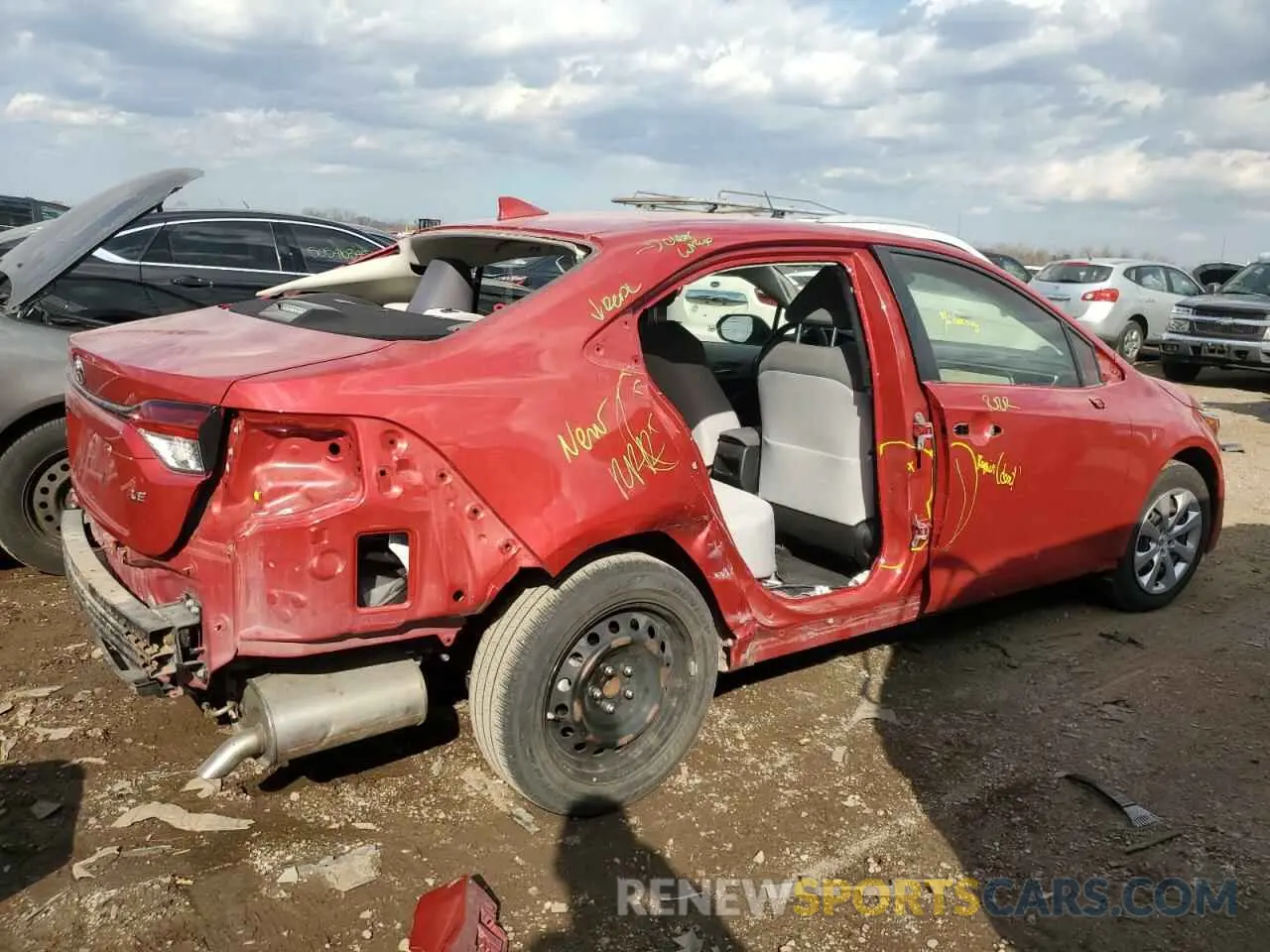 3 Фотография поврежденного автомобиля JTDEPRAE1LJ004962 TOYOTA COROLLA 2020