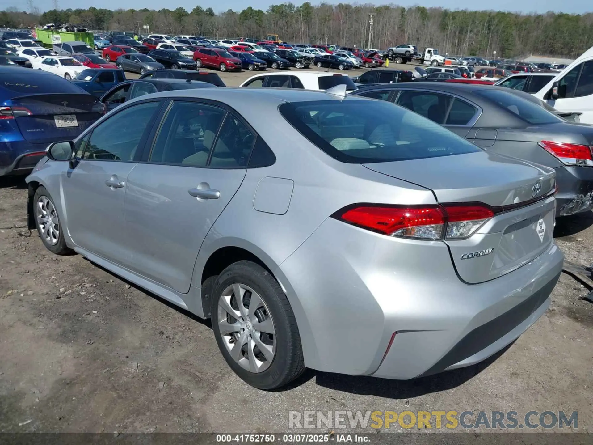 3 Photograph of a damaged car JTDEPRAE1LJ005304 TOYOTA COROLLA 2020