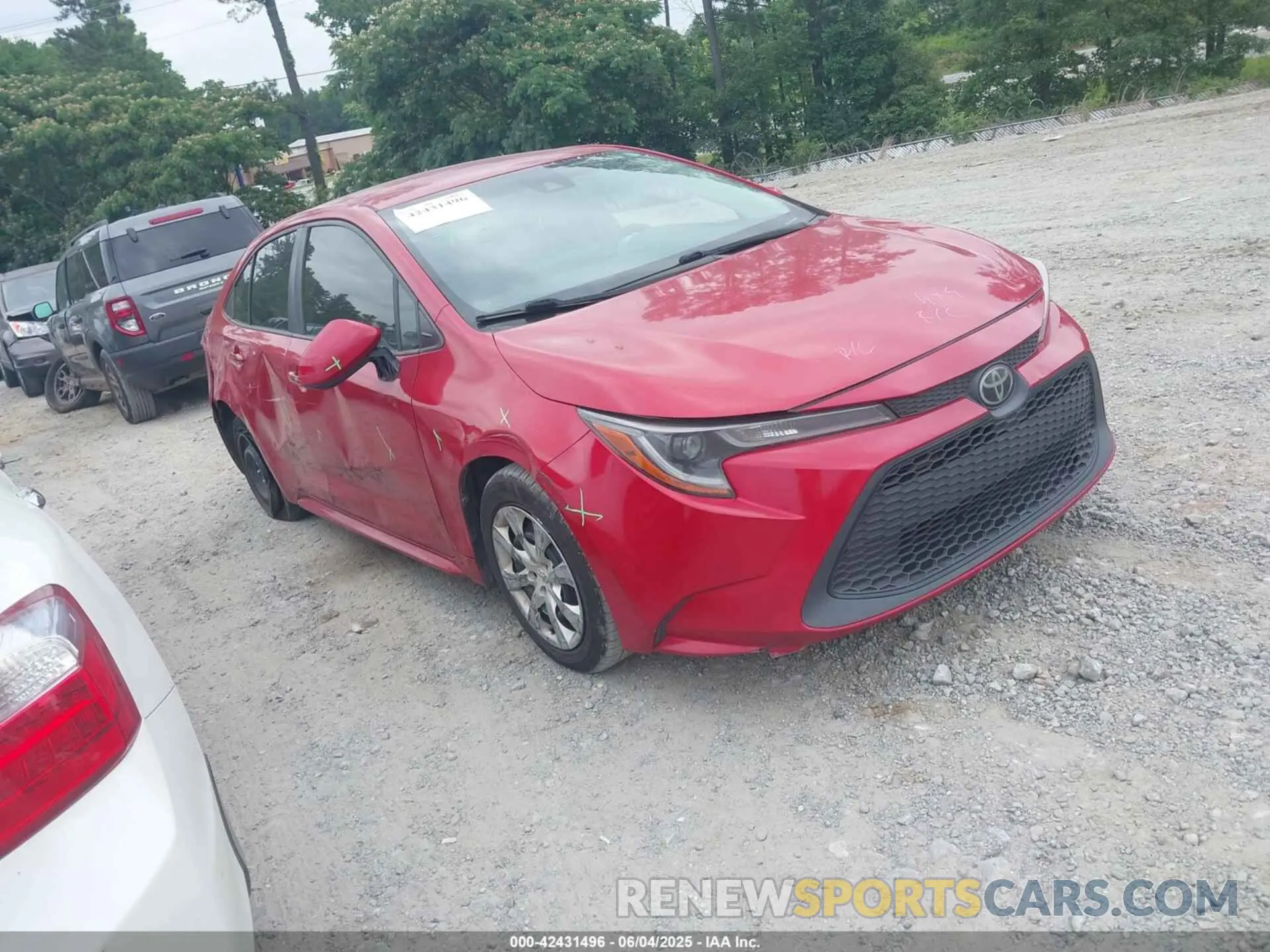 1 Photograph of a damaged car JTDEPRAE1LJ015699 TOYOTA COROLLA 2020