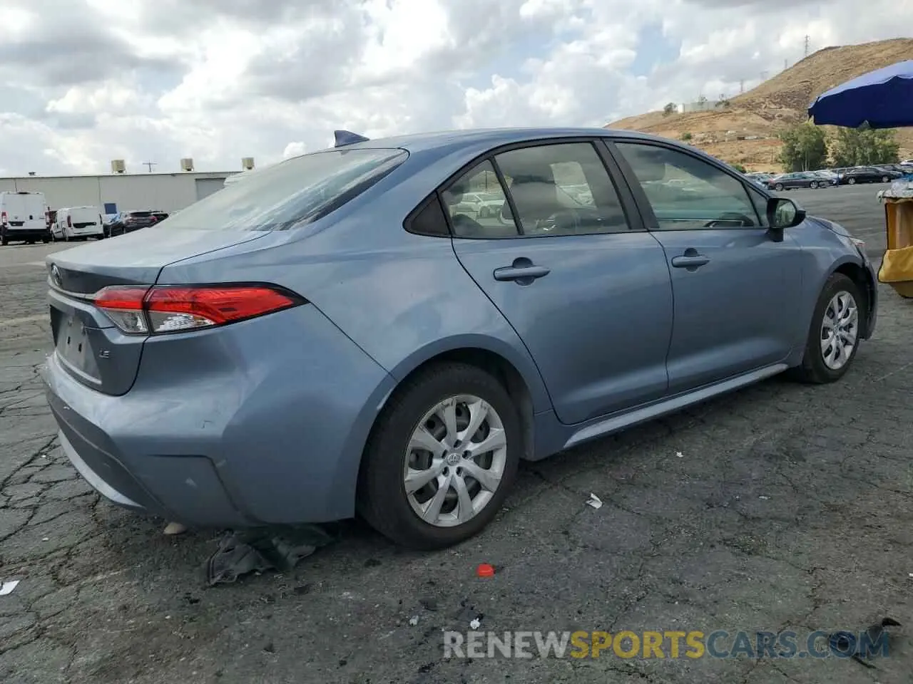 3 Фотография поврежденного автомобиля JTDEPRAE1LJ016898 TOYOTA COROLLA 2020