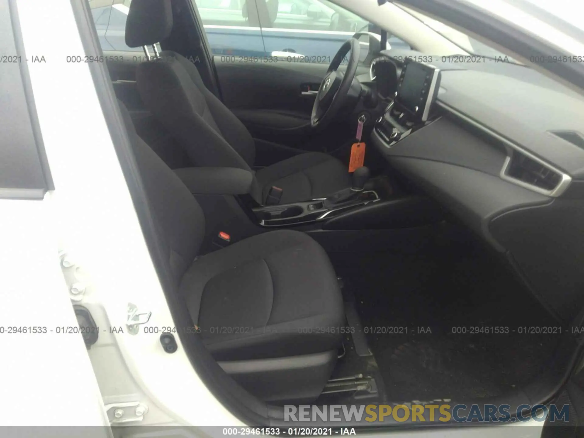 5 Photograph of a damaged car JTDEPRAE1LJ035001 TOYOTA COROLLA 2020