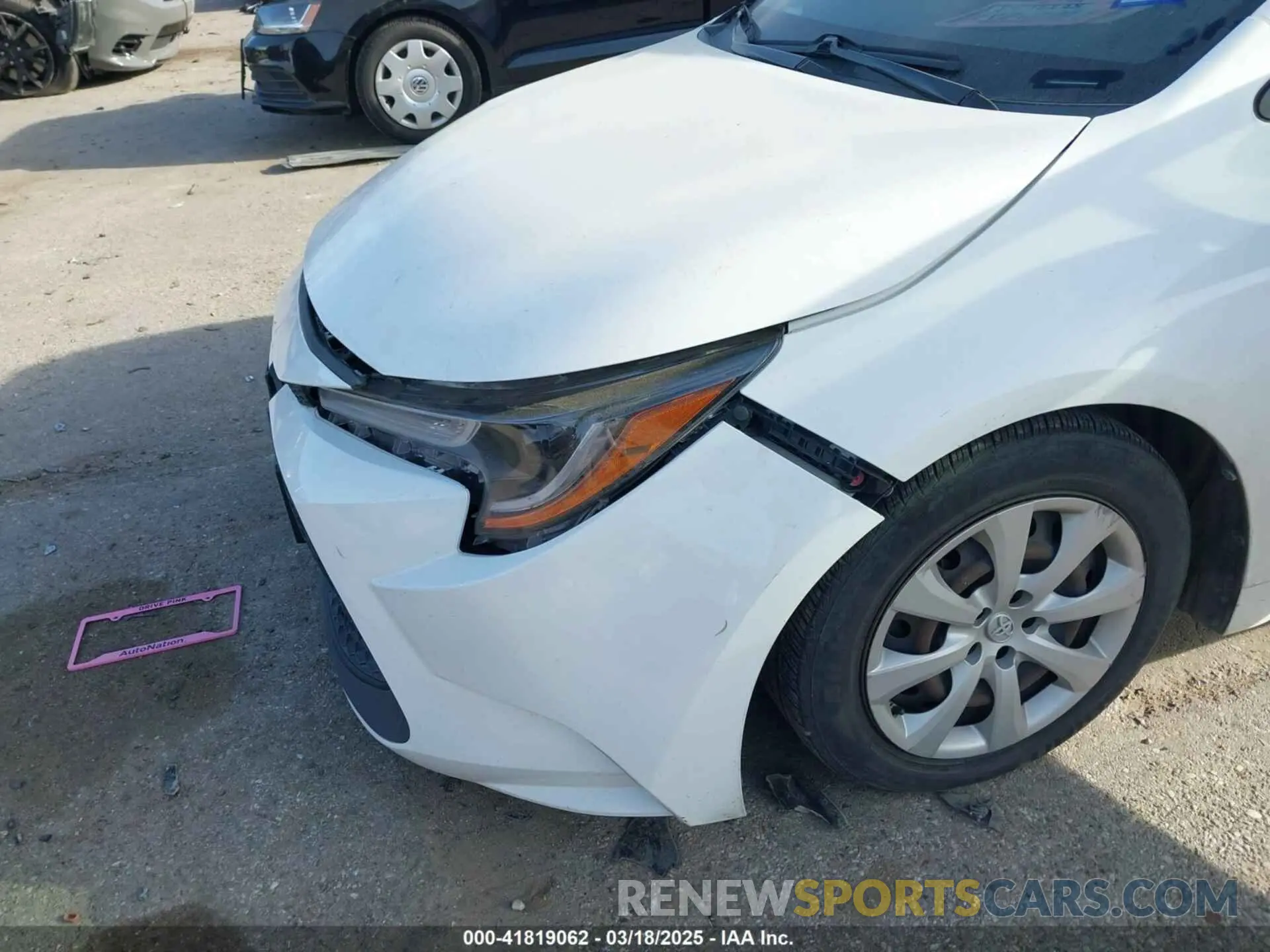 6 Photograph of a damaged car JTDEPRAE1LJ036682 TOYOTA COROLLA 2020