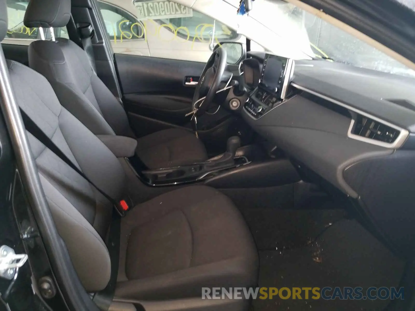 5 Photograph of a damaged car JTDEPRAE1LJ043924 TOYOTA COROLLA 2020