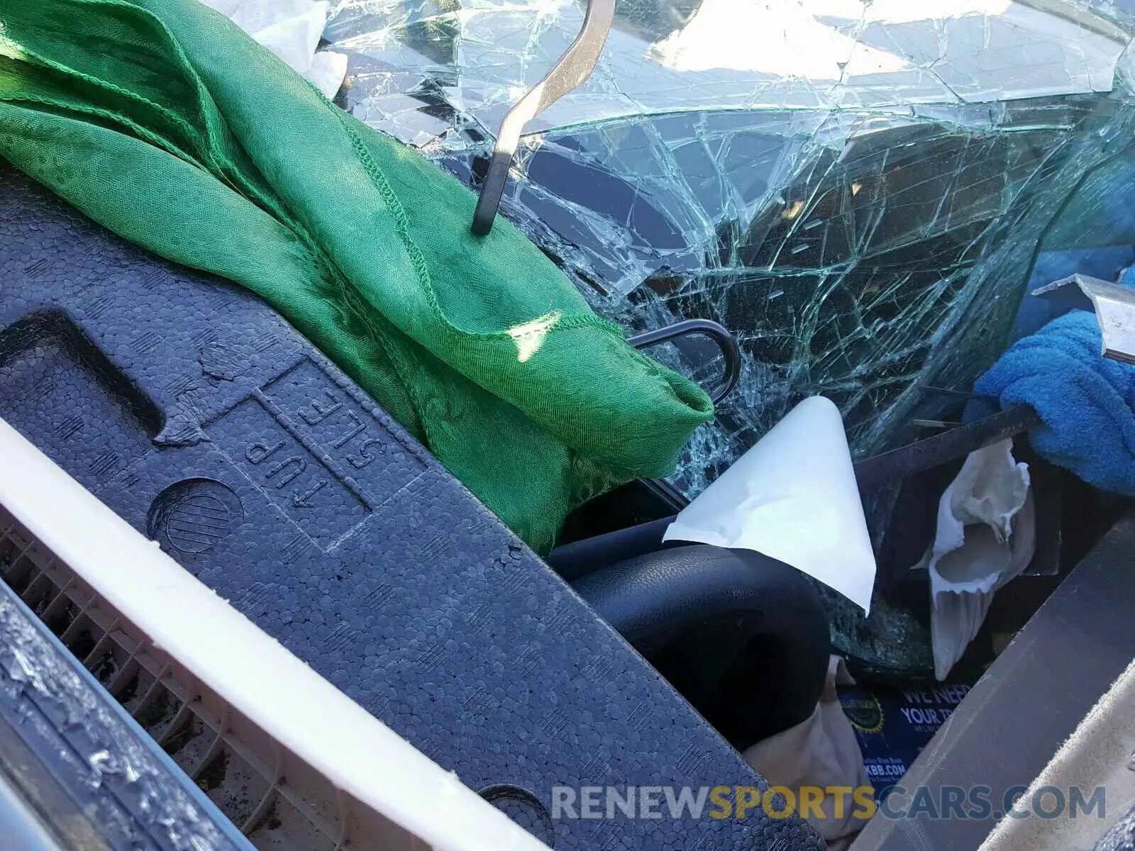 8 Photograph of a damaged car JTDEPRAE1LJ055121 TOYOTA COROLLA 2020