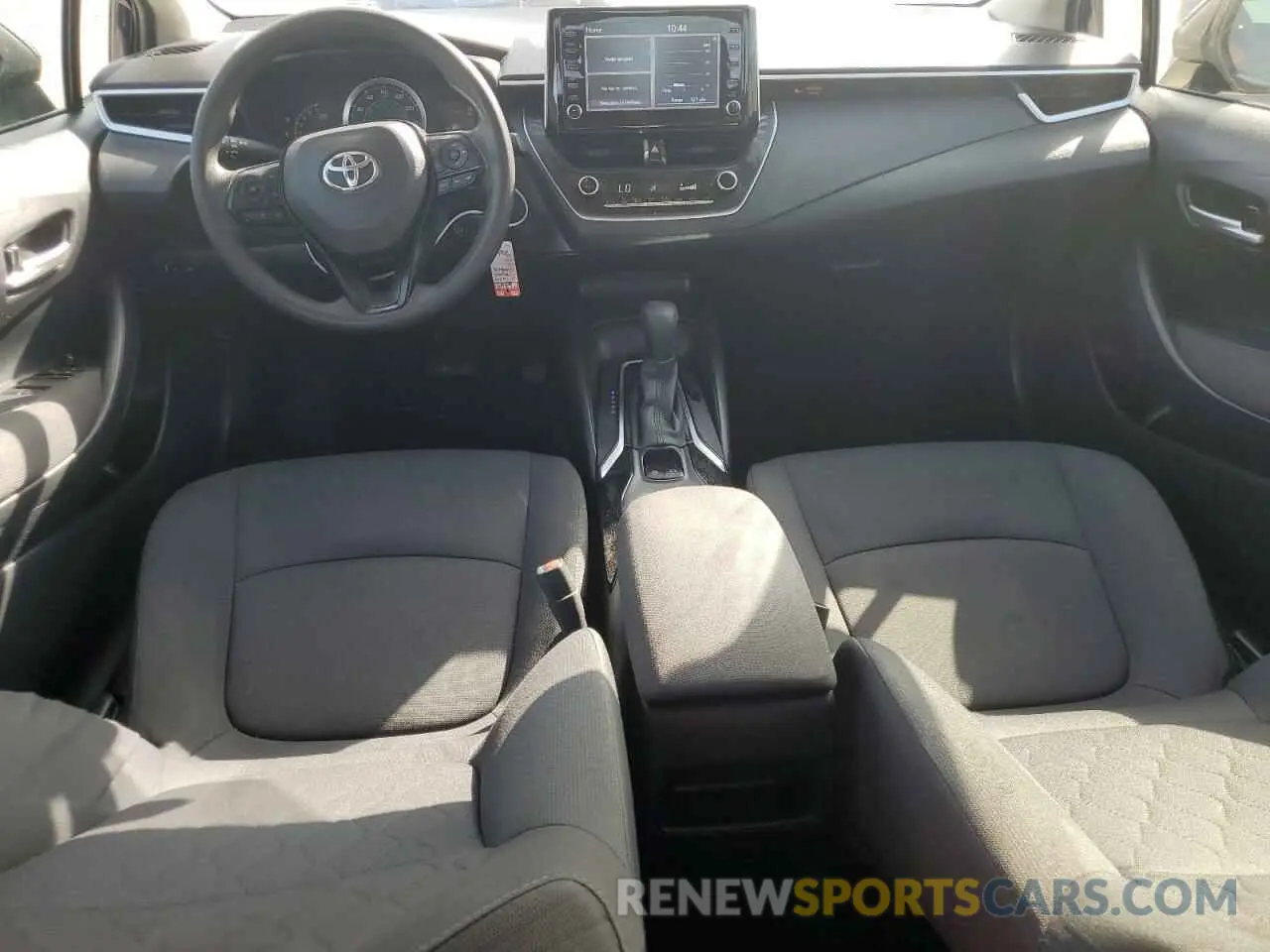 8 Photograph of a damaged car JTDEPRAE1LJ100865 TOYOTA COROLLA 2020