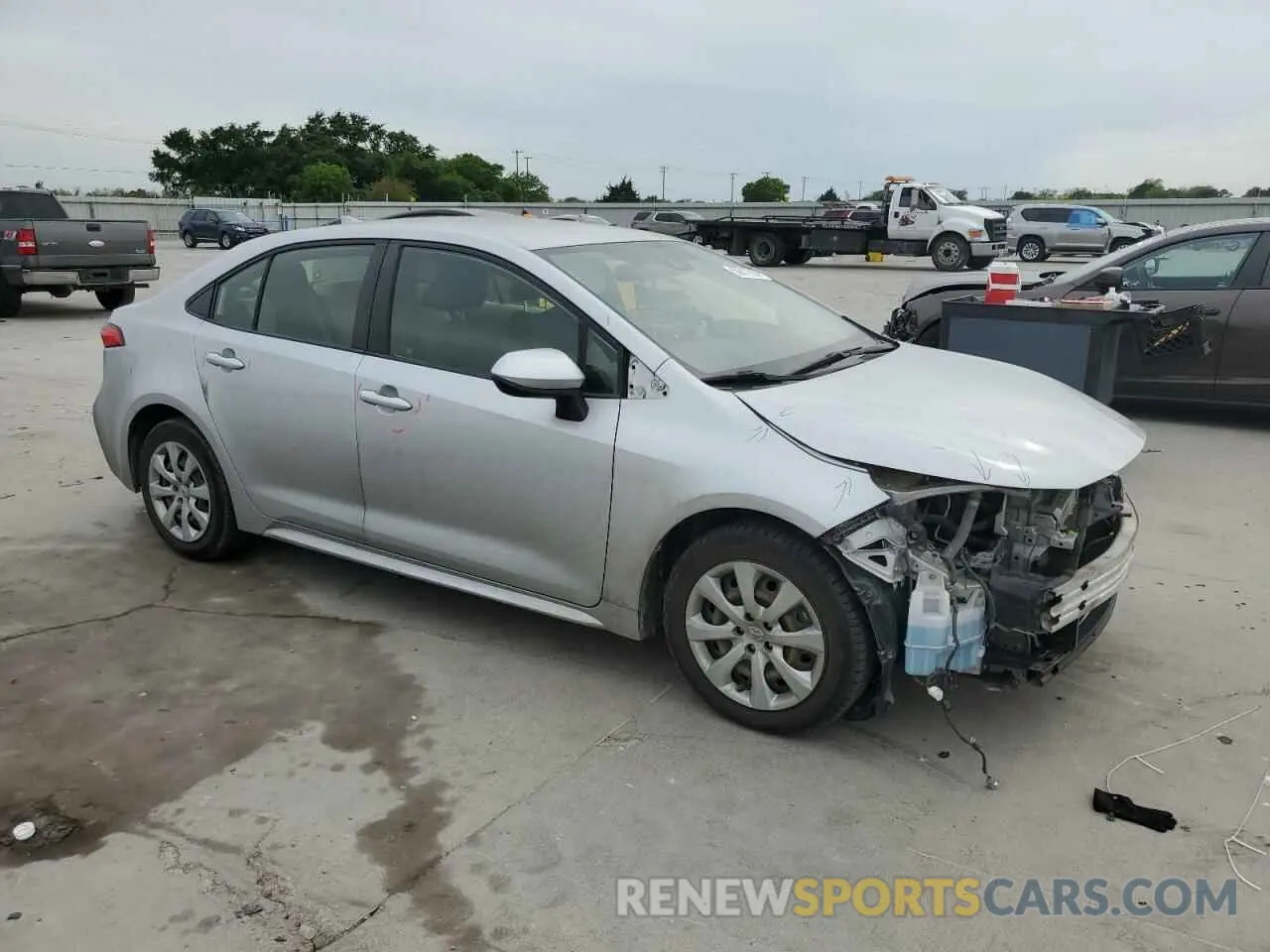 4 Photograph of a damaged car JTDEPRAE2LJ026744 TOYOTA COROLLA 2020