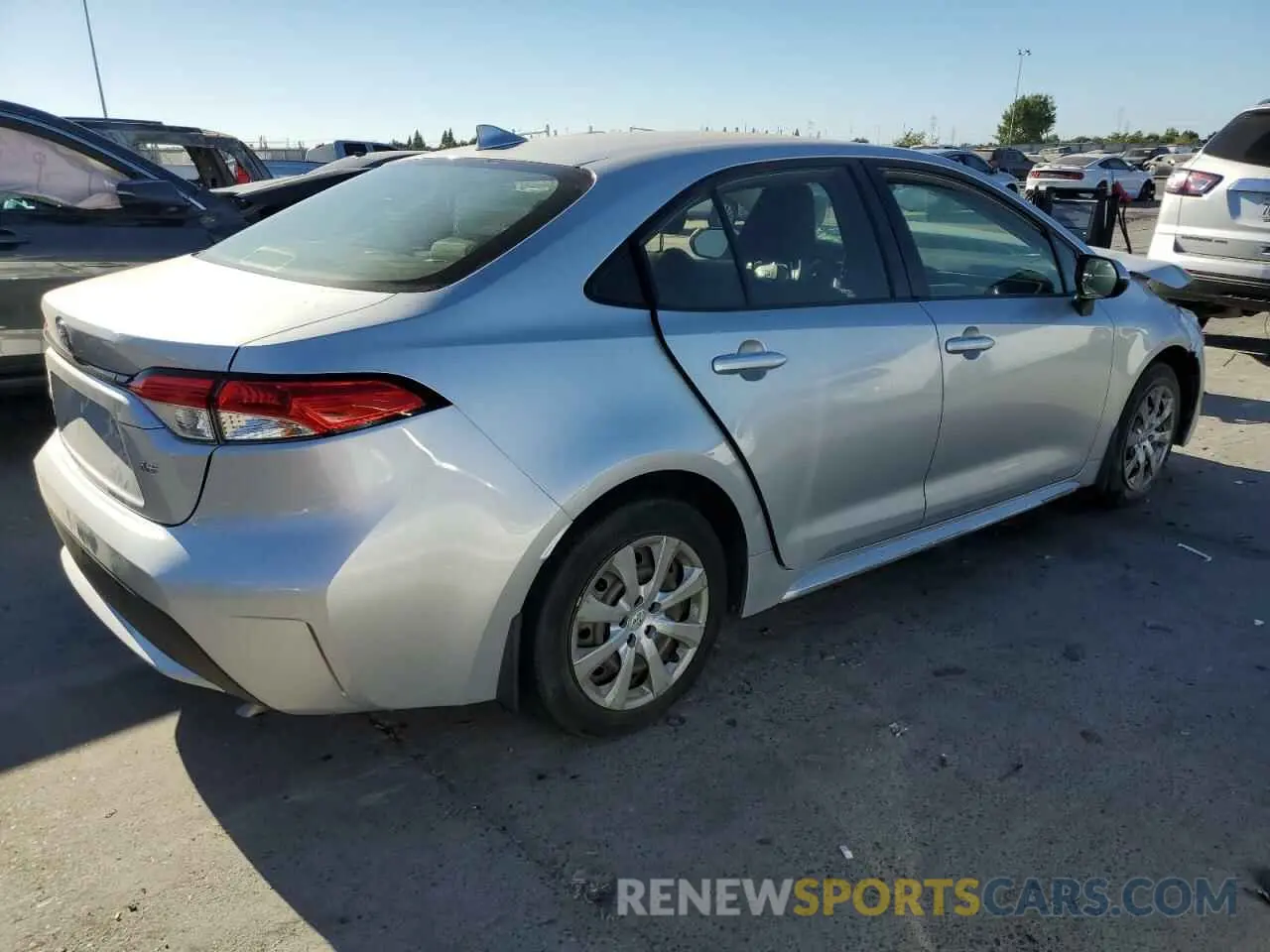 3 Фотография поврежденного автомобиля JTDEPRAE2LJ028445 TOYOTA COROLLA 2020