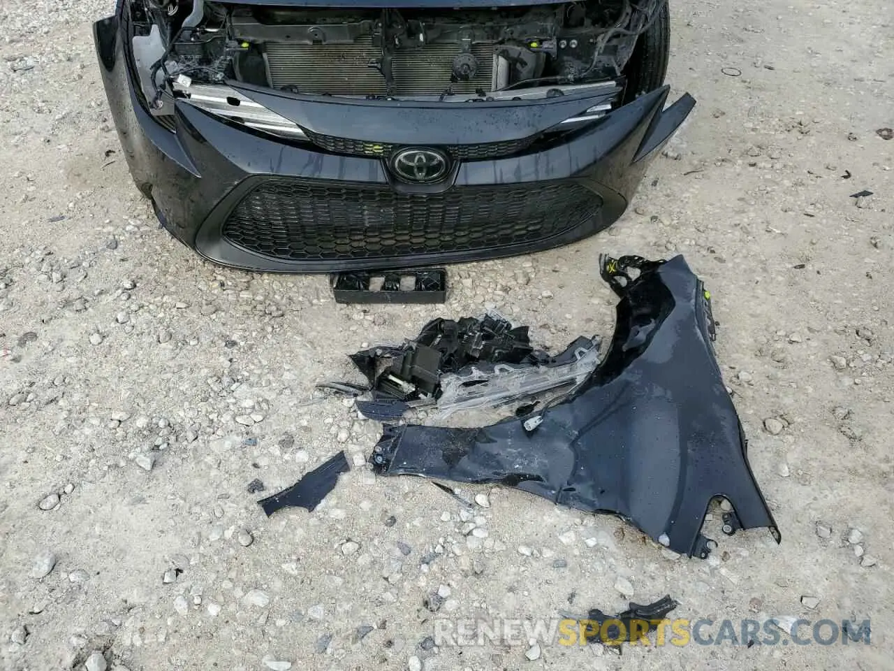 12 Photograph of a damaged car JTDEPRAE2LJ061753 TOYOTA COROLLA 2020