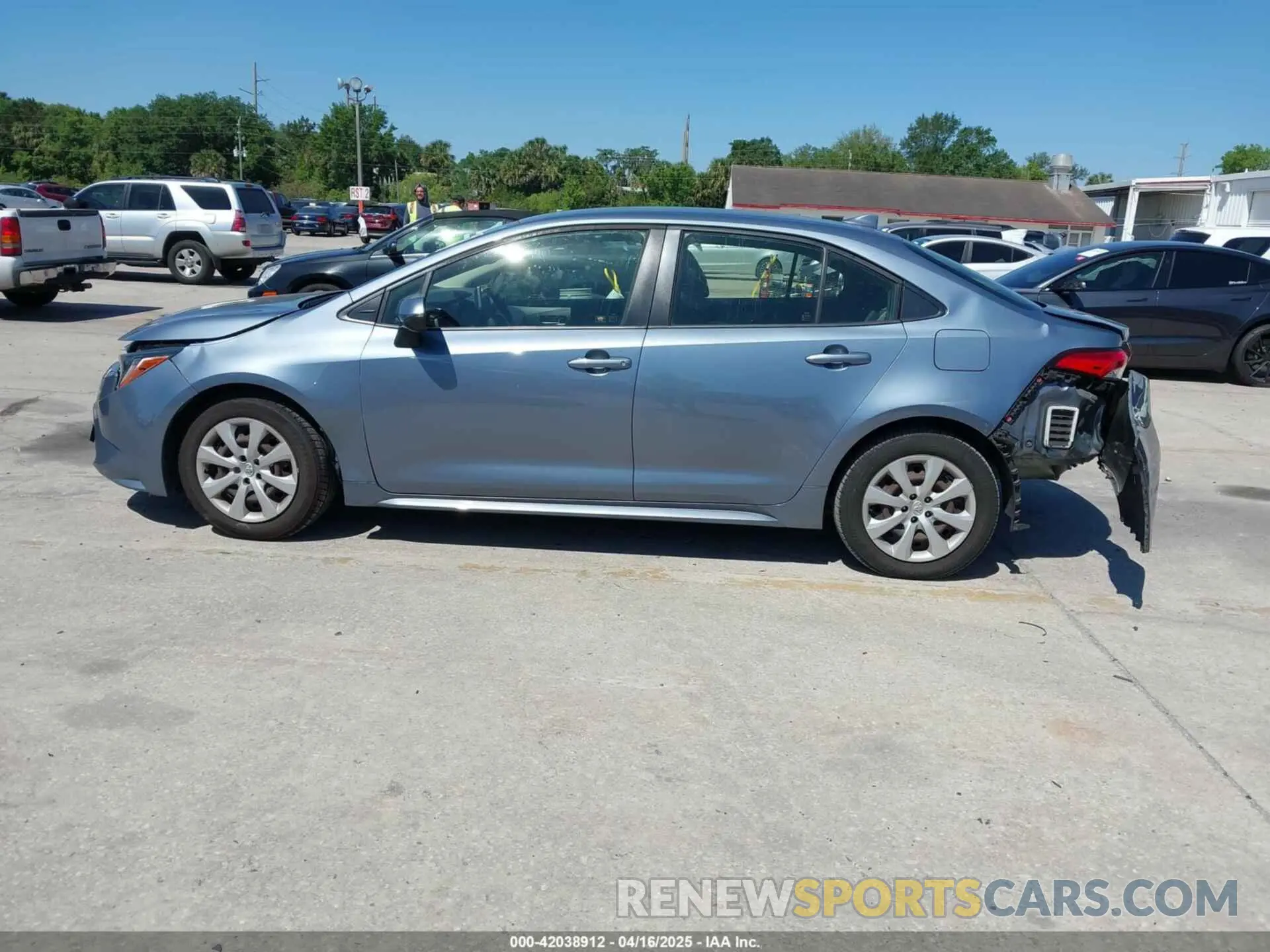 14 Photograph of a damaged car JTDEPRAE2LJ064684 TOYOTA COROLLA 2020
