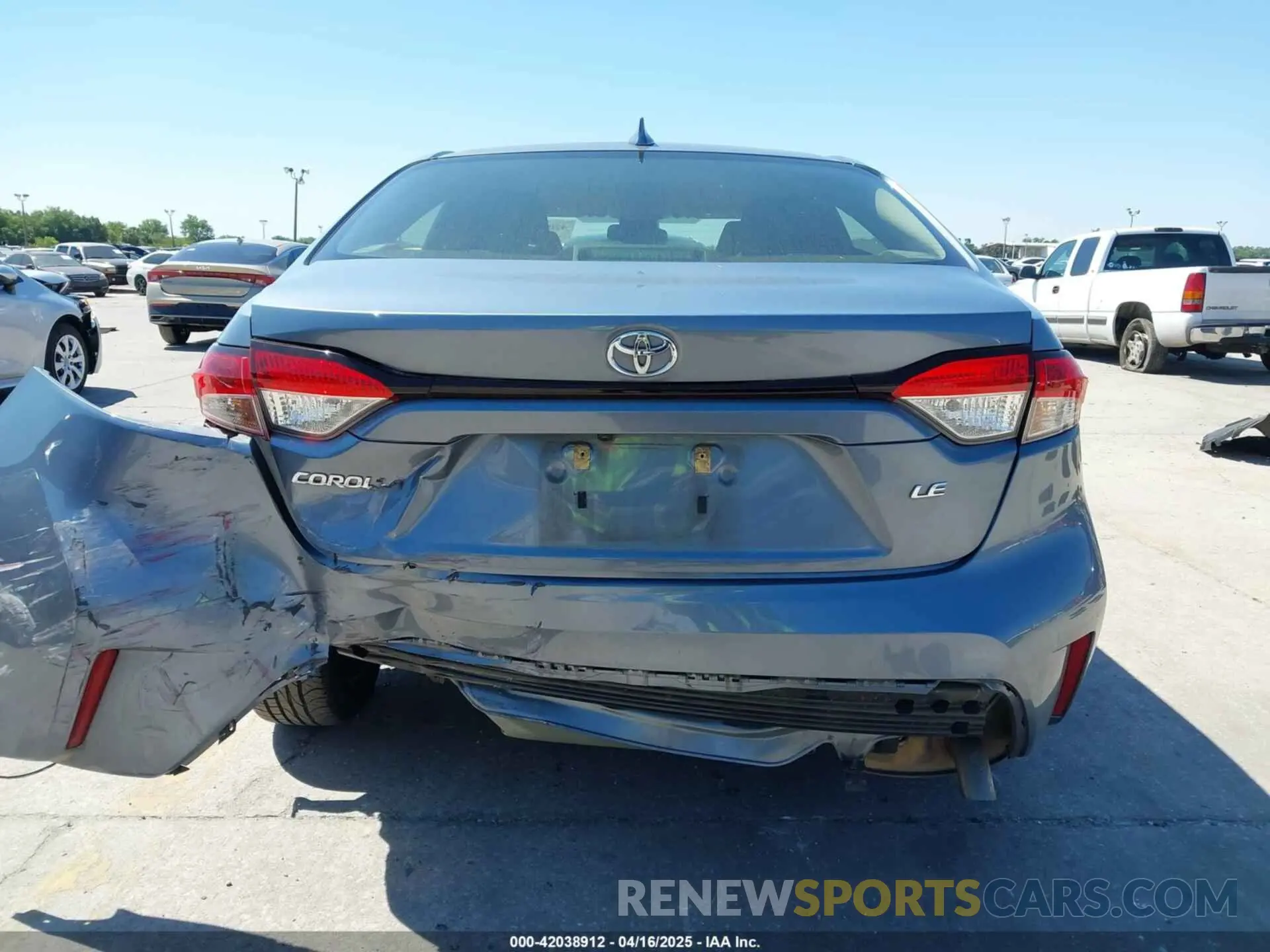 16 Photograph of a damaged car JTDEPRAE2LJ064684 TOYOTA COROLLA 2020