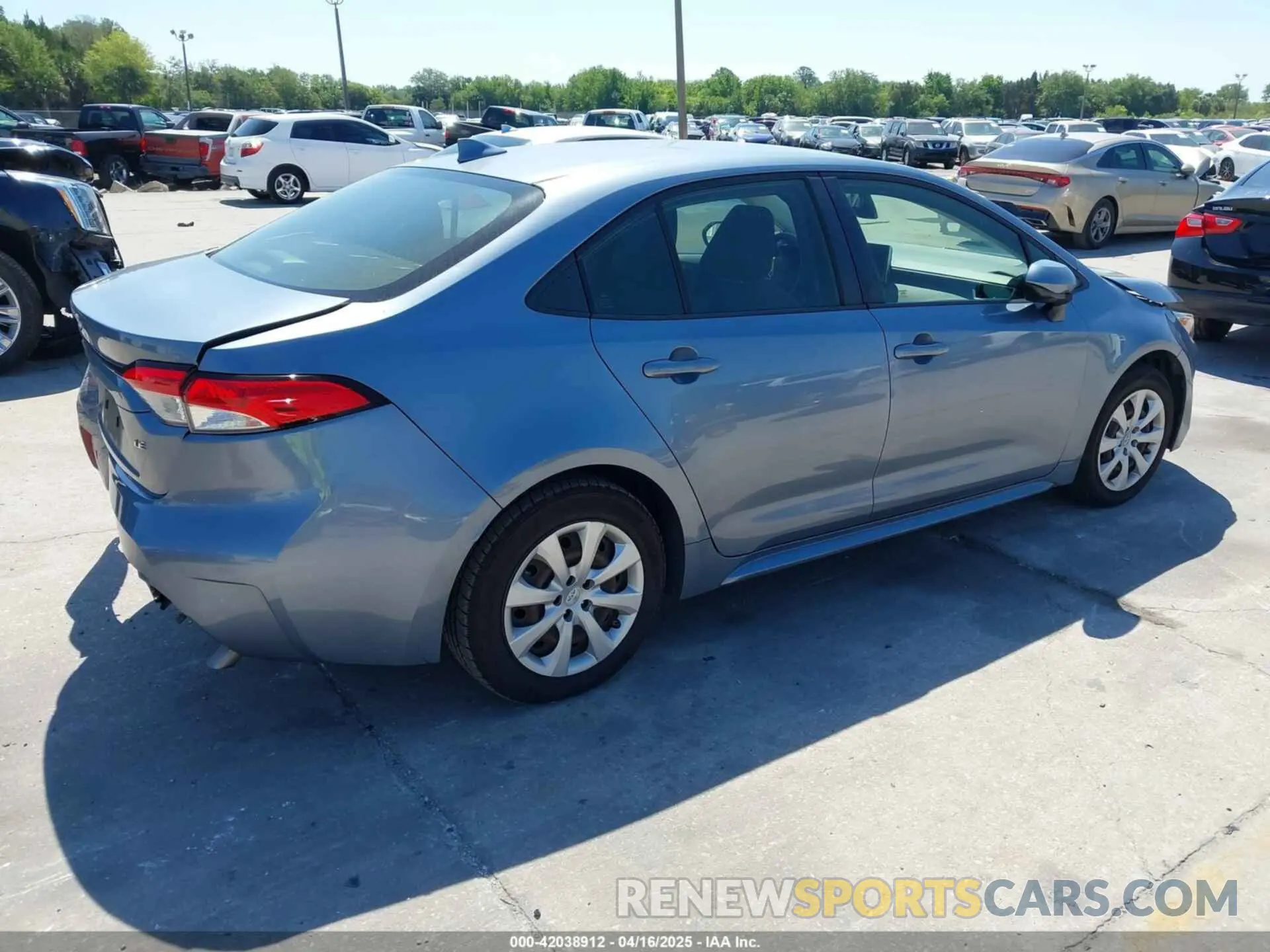 4 Photograph of a damaged car JTDEPRAE2LJ064684 TOYOTA COROLLA 2020
