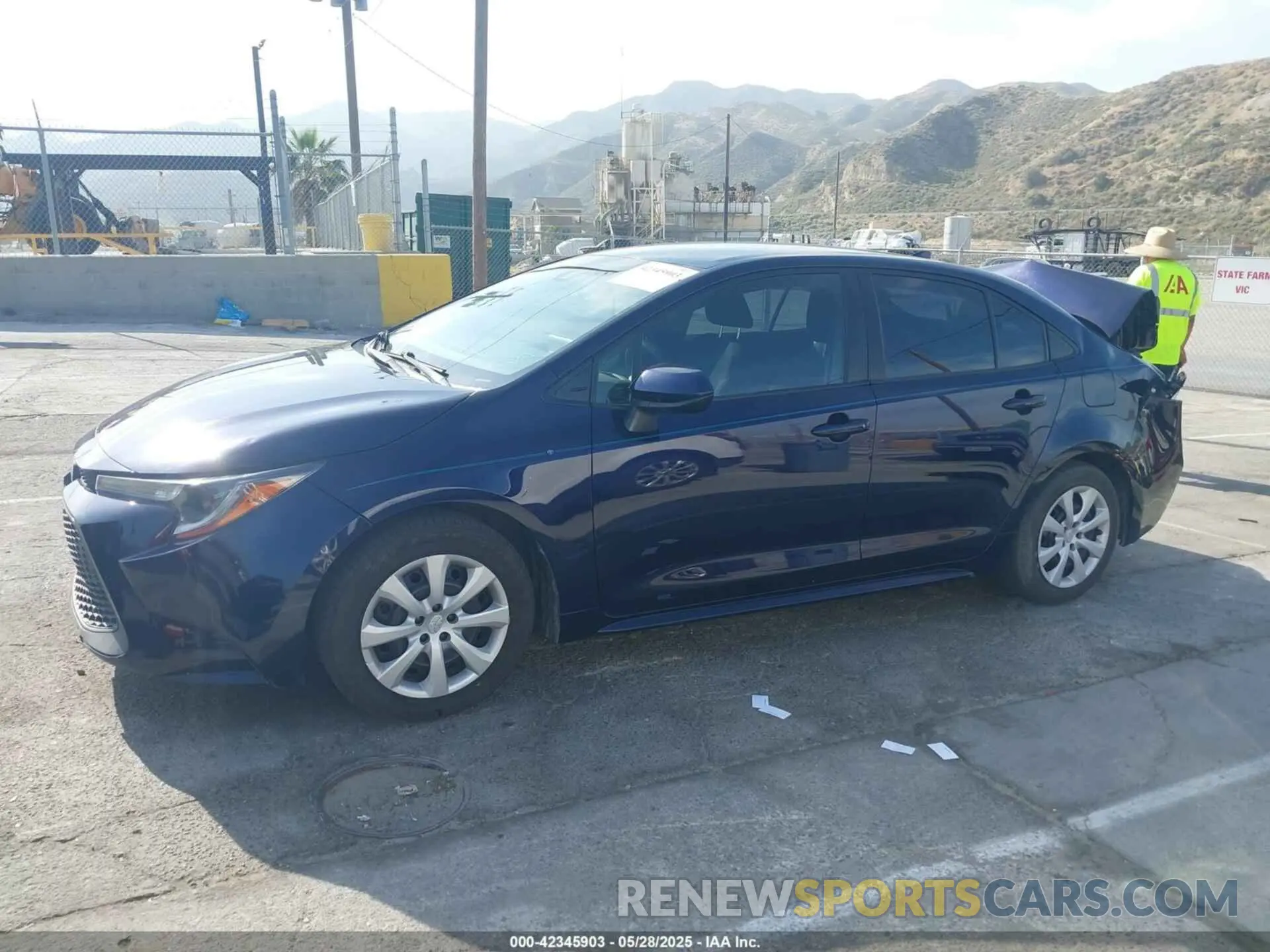 14 Photograph of a damaged car JTDEPRAE2LJ075555 TOYOTA COROLLA 2020