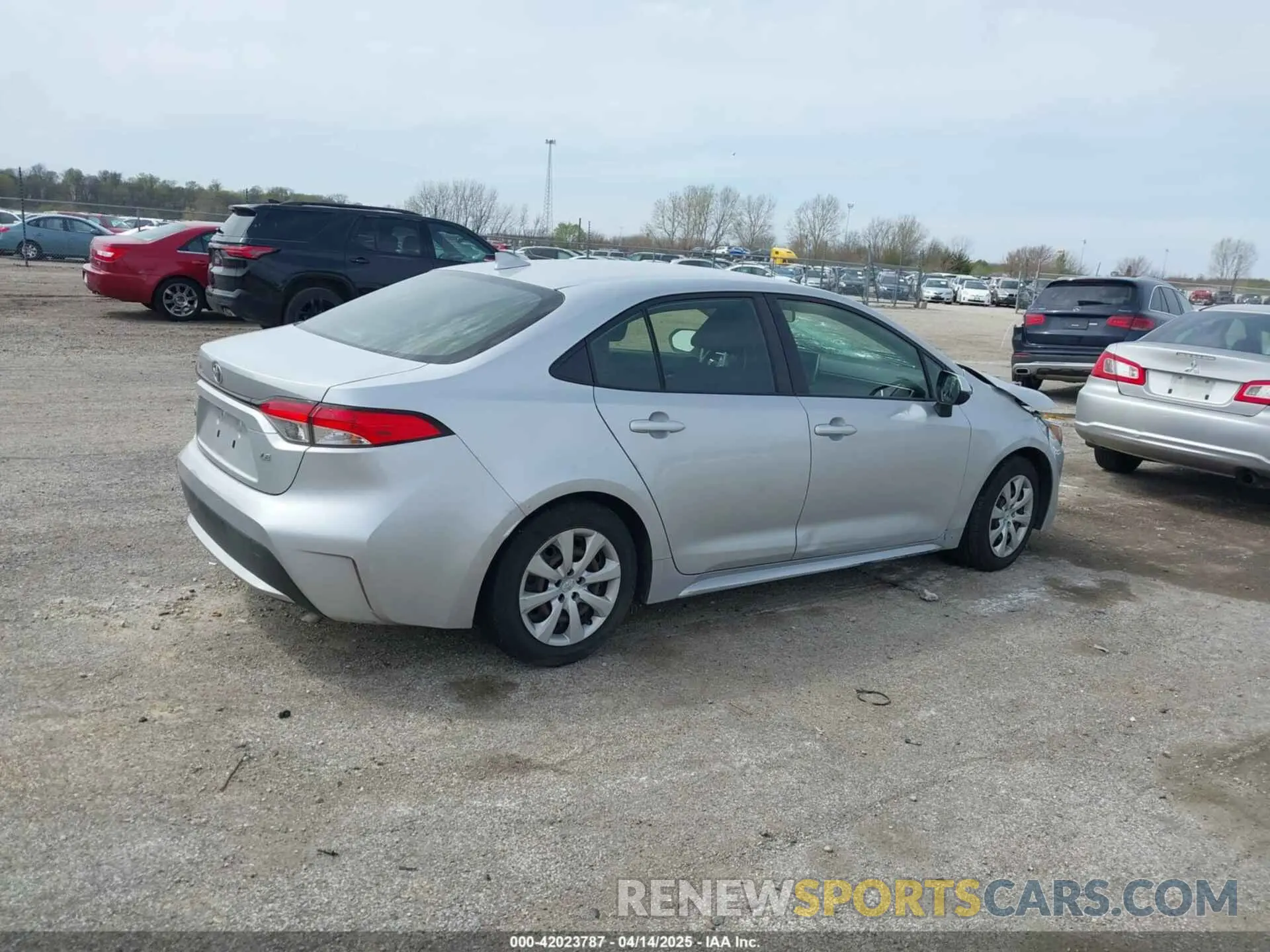 4 Фотография поврежденного автомобиля JTDEPRAE2LJ077273 TOYOTA COROLLA 2020