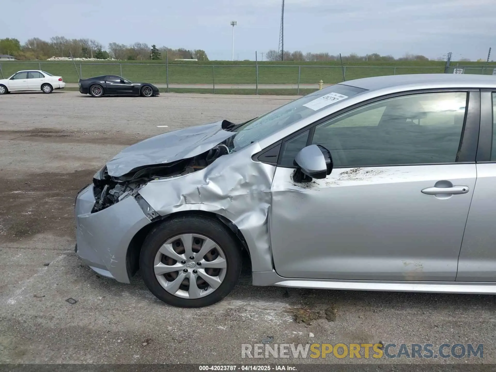 6 Фотография поврежденного автомобиля JTDEPRAE2LJ077273 TOYOTA COROLLA 2020