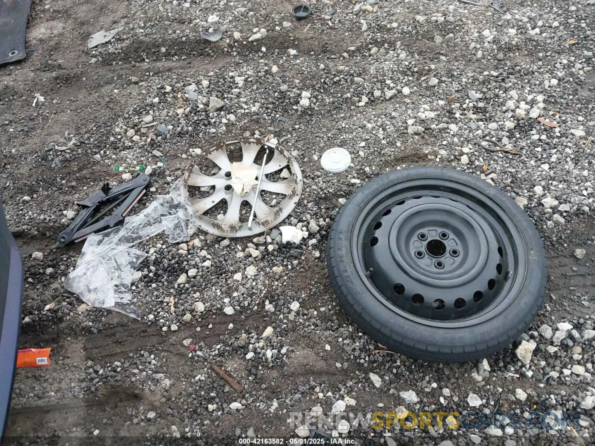12 Photograph of a damaged car JTDEPRAE2LJ098723 TOYOTA COROLLA 2020