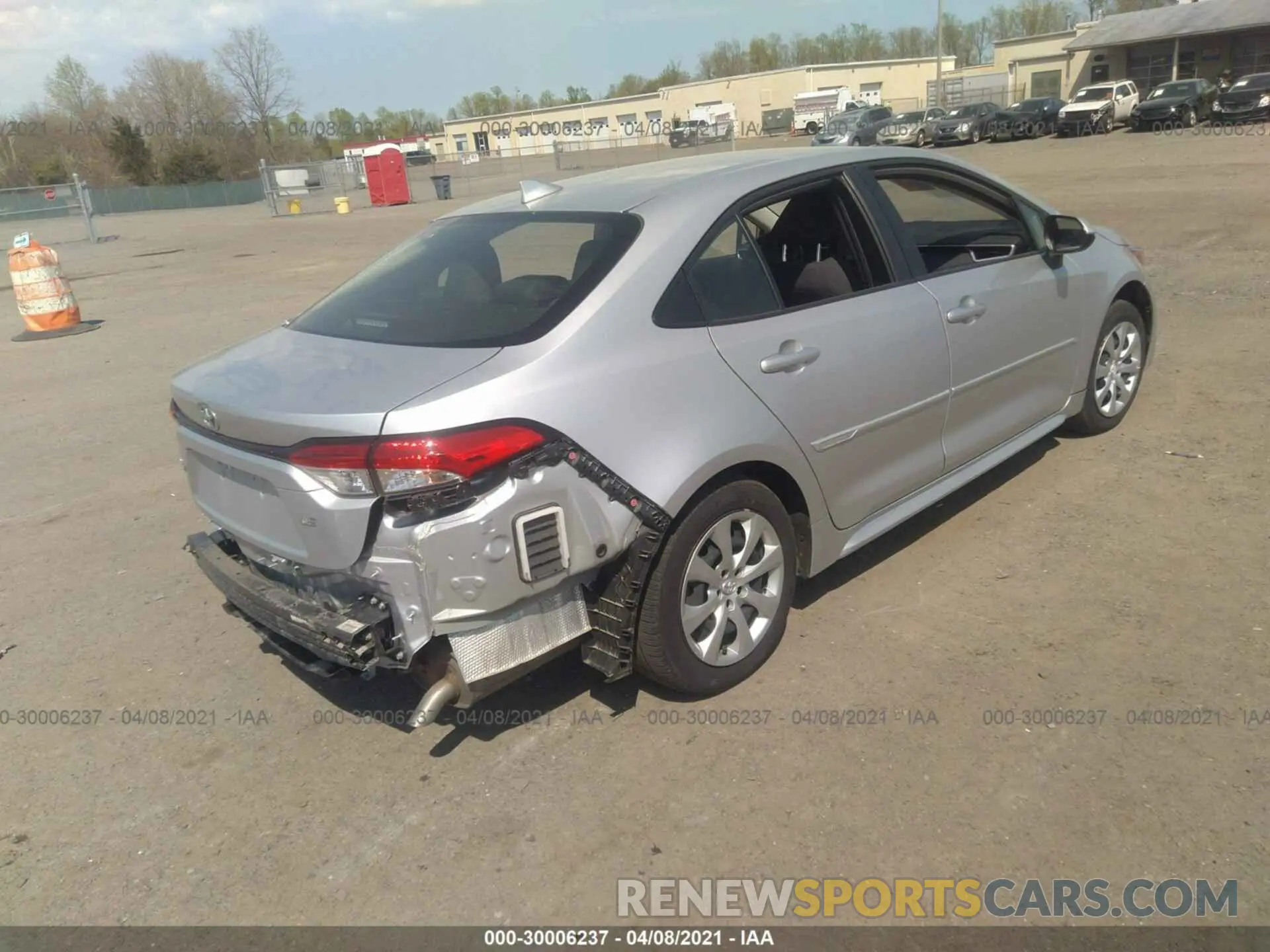 4 Photograph of a damaged car JTDEPRAE2LJ108764 TOYOTA COROLLA 2020