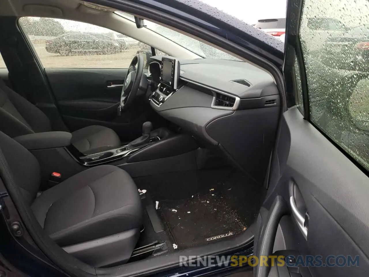 5 Photograph of a damaged car JTDEPRAE2LJ111406 TOYOTA COROLLA 2020