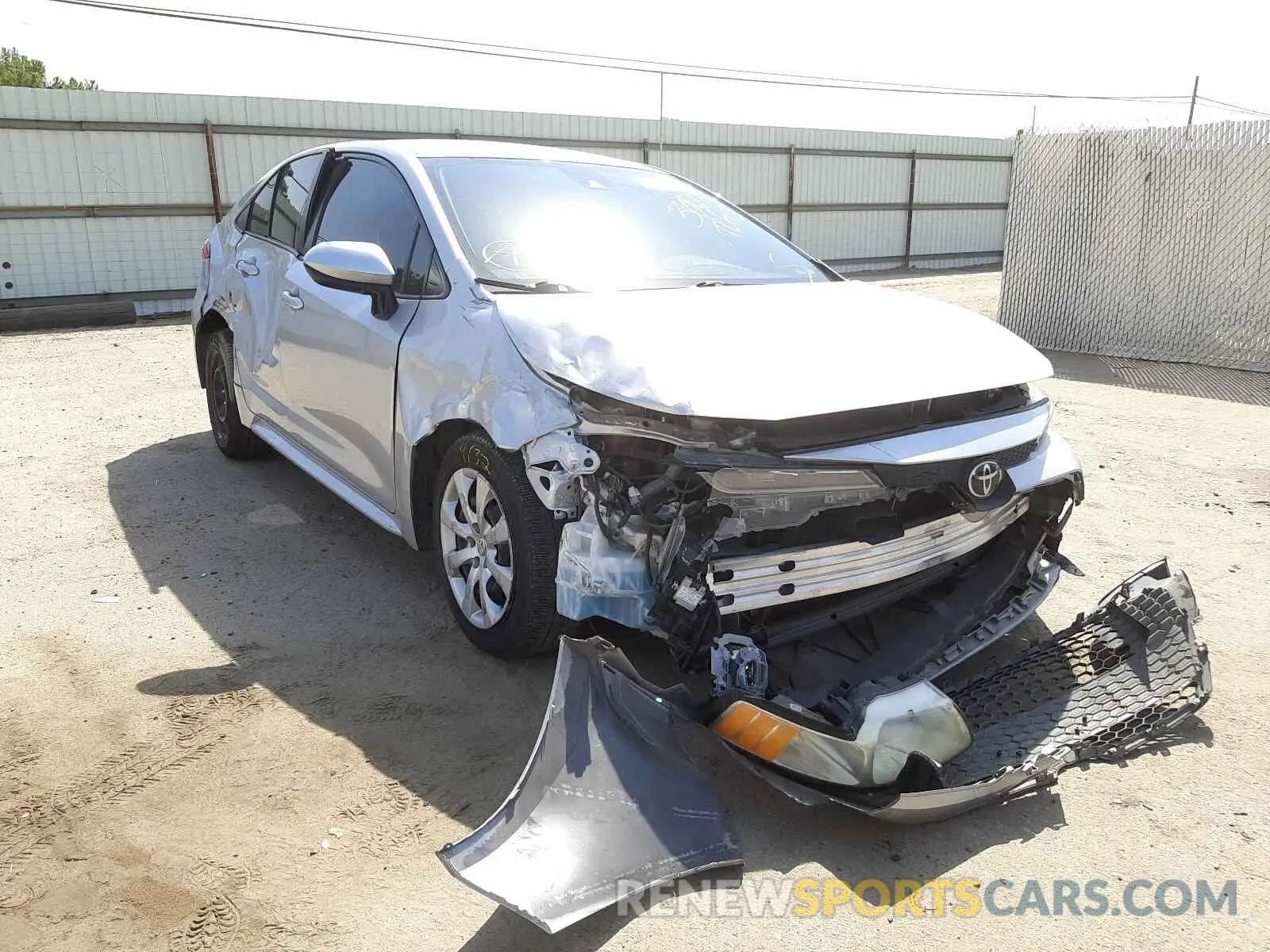1 Photograph of a damaged car JTDEPRAE3LJ002985 TOYOTA COROLLA 2020