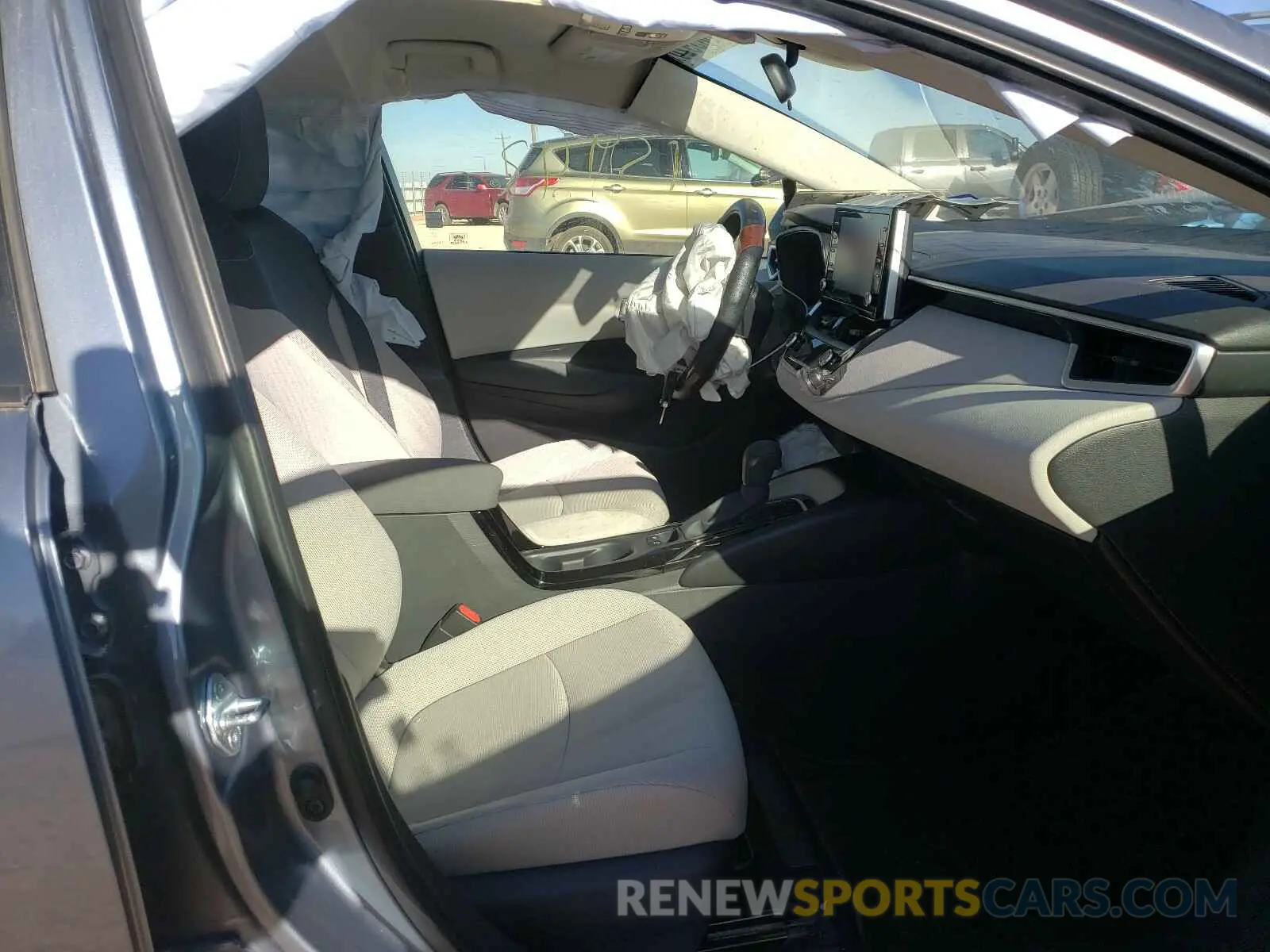 5 Photograph of a damaged car JTDEPRAE3LJ013422 TOYOTA COROLLA 2020