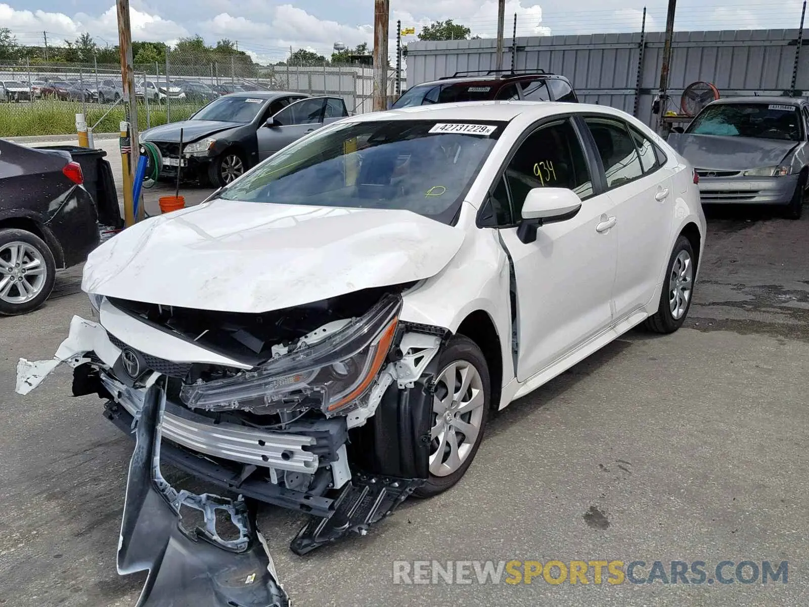 2 Photograph of a damaged car JTDEPRAE3LJ017275 TOYOTA COROLLA 2020