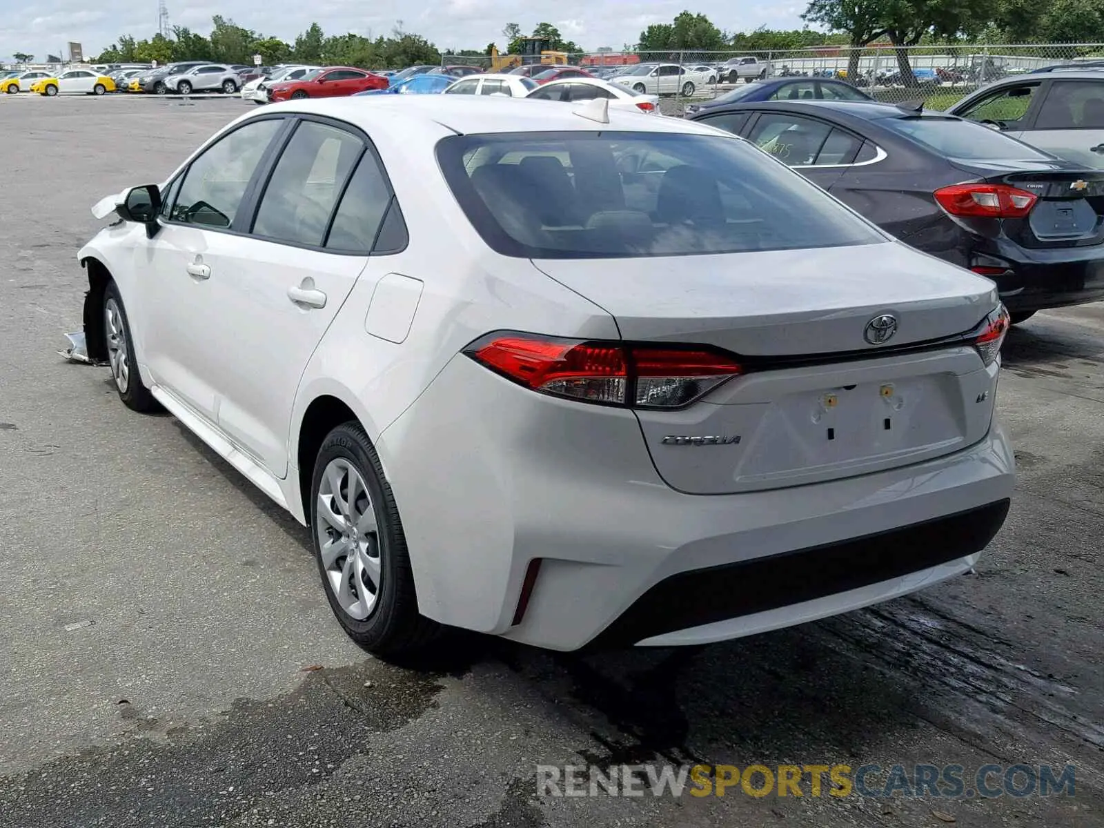 3 Photograph of a damaged car JTDEPRAE3LJ017275 TOYOTA COROLLA 2020