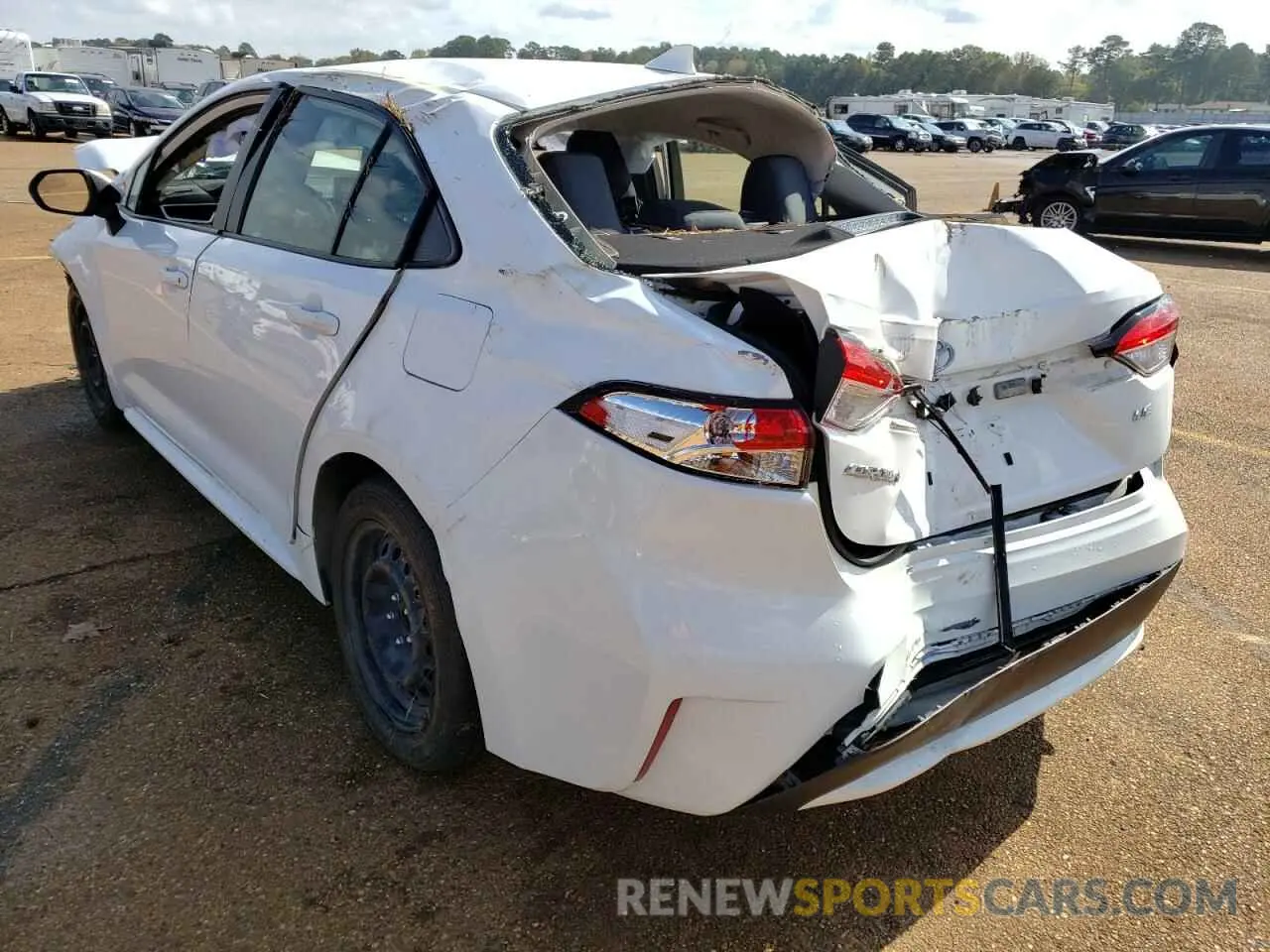 3 Photograph of a damaged car JTDEPRAE3LJ034531 TOYOTA COROLLA 2020