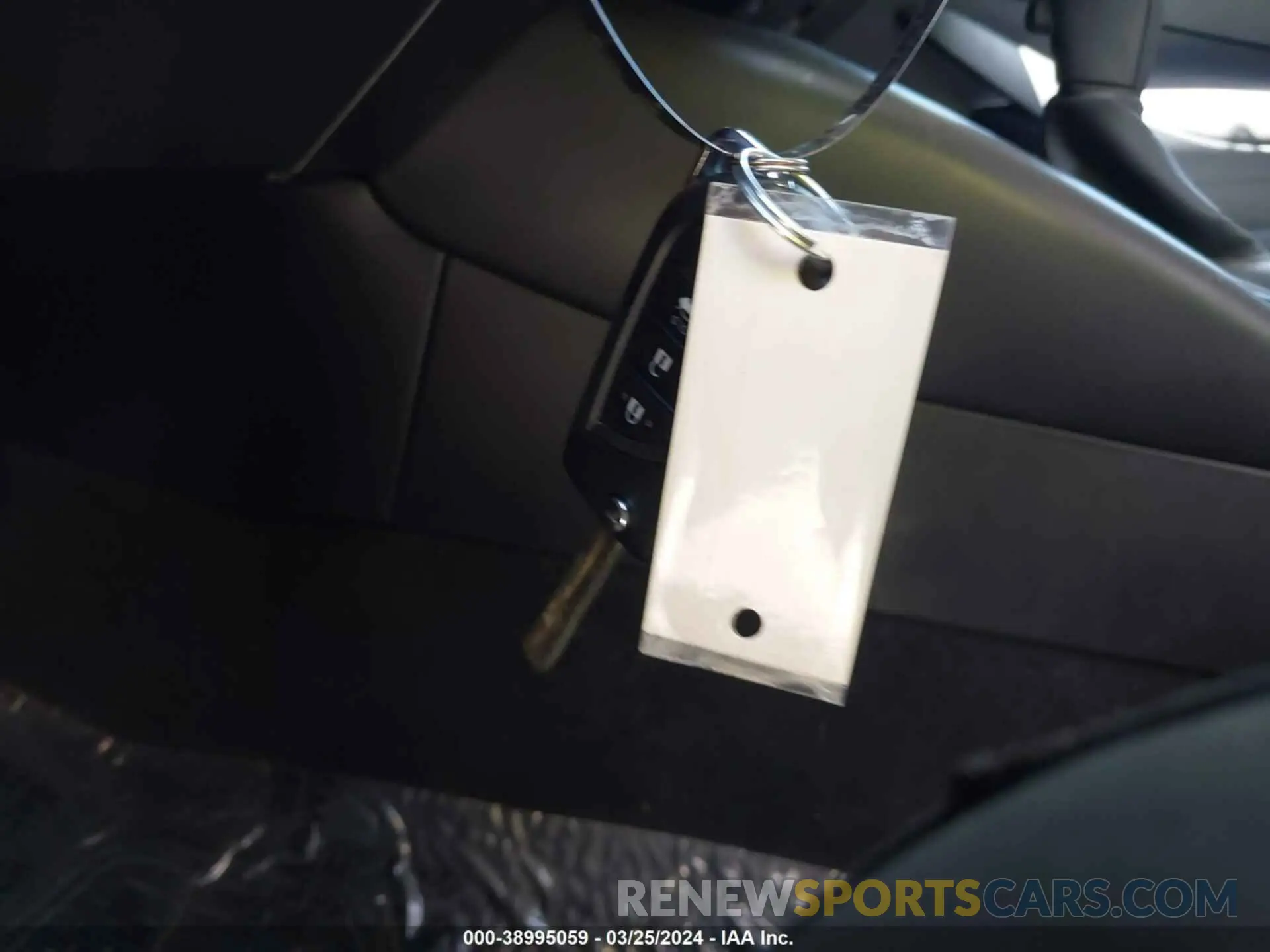 11 Фотография поврежденного автомобиля JTDEPRAE3LJ039180 TOYOTA COROLLA 2020