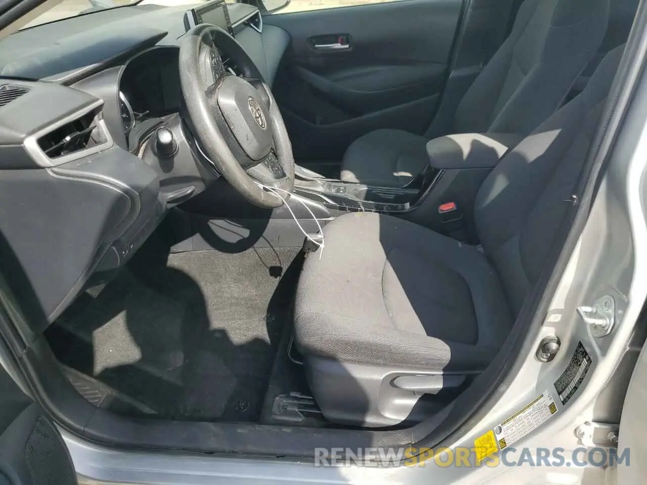7 Photograph of a damaged car JTDEPRAE3LJ062667 TOYOTA COROLLA 2020