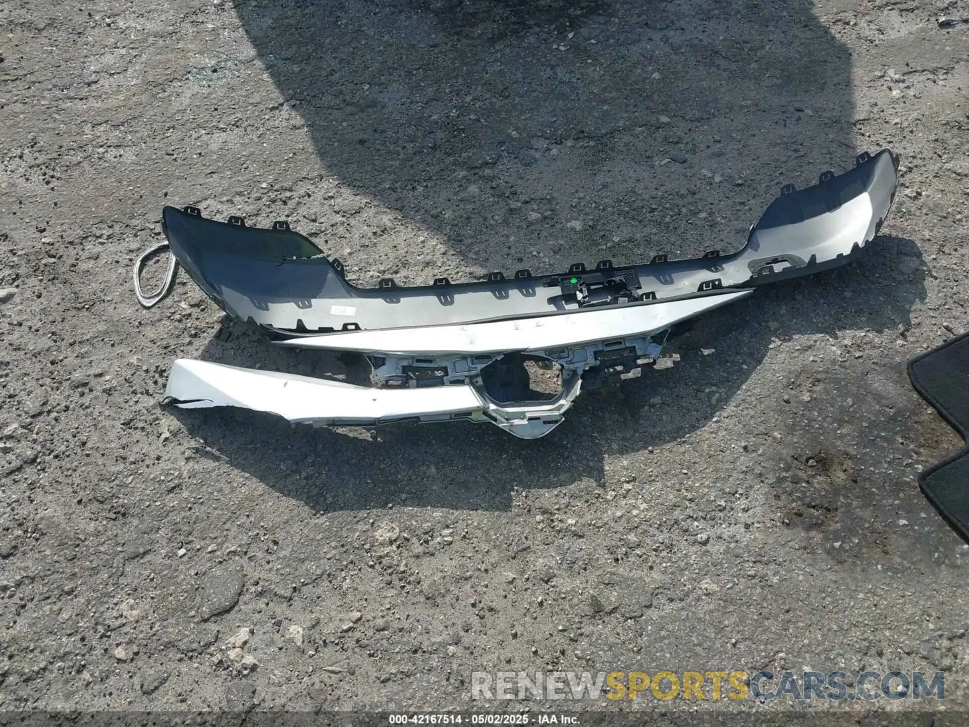 12 Photograph of a damaged car JTDEPRAE3LJ077430 TOYOTA COROLLA 2020