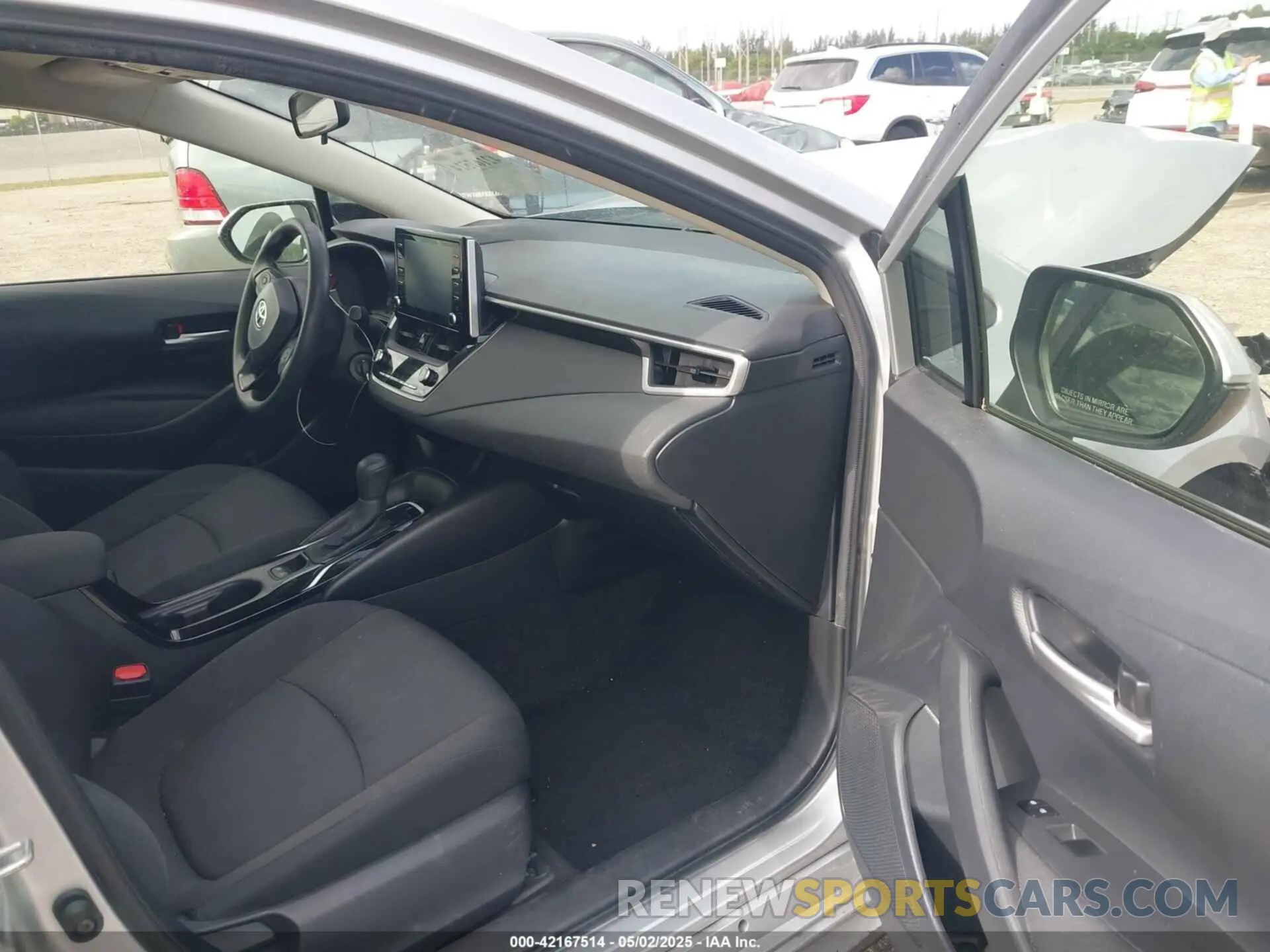 5 Photograph of a damaged car JTDEPRAE3LJ077430 TOYOTA COROLLA 2020