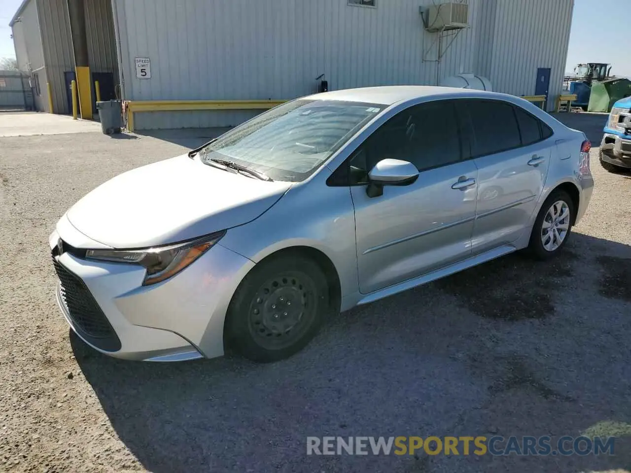 1 Photograph of a damaged car JTDEPRAE3LJ093675 TOYOTA COROLLA 2020