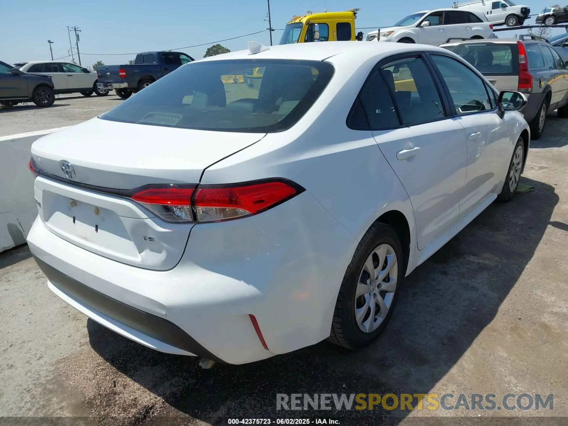 4 Photograph of a damaged car JTDEPRAE3LJ098083 TOYOTA COROLLA 2020